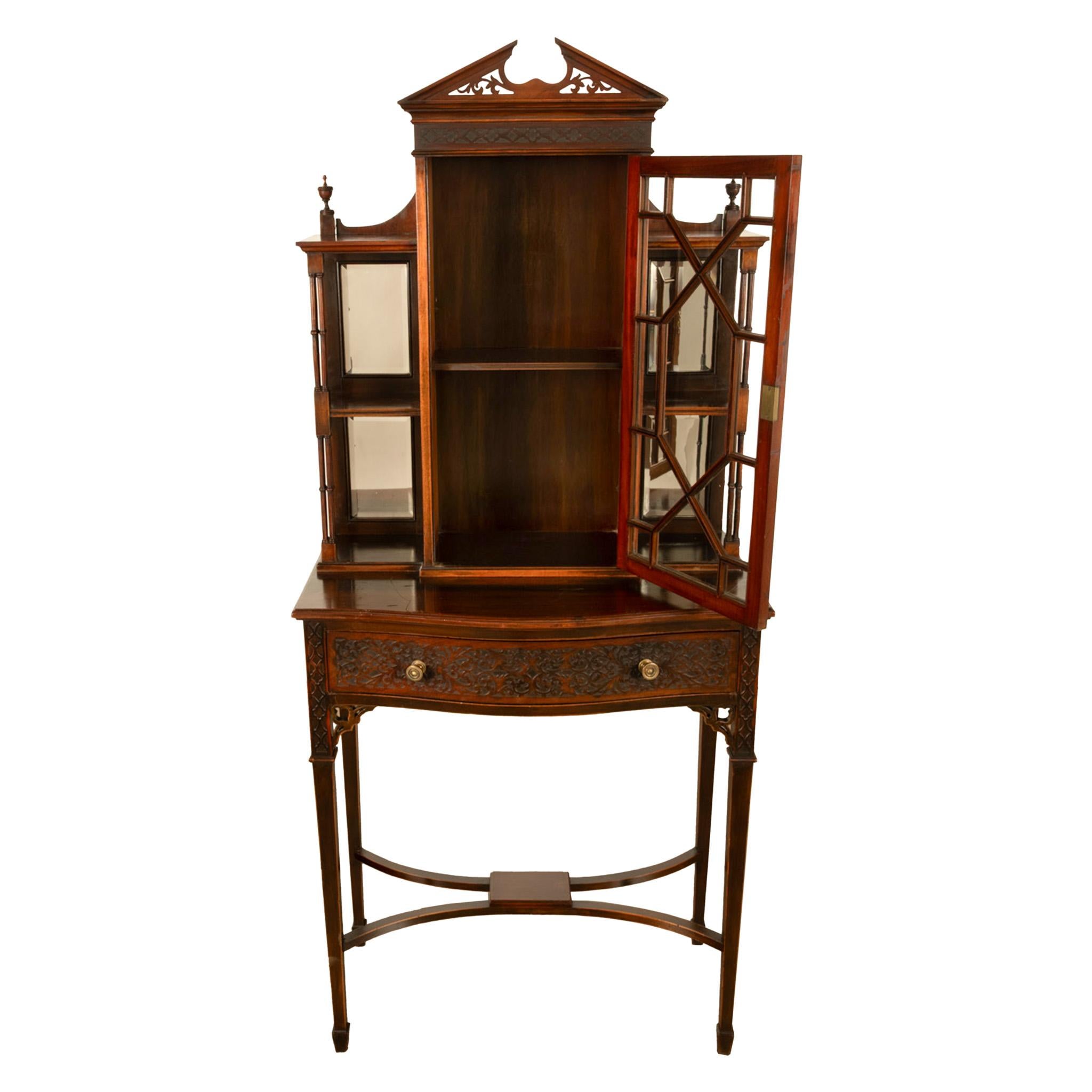 Antike Chippendale Mahagoni geschnitzt Vitrine Schrank Vitrine auf Stand 1895 im Angebot 2