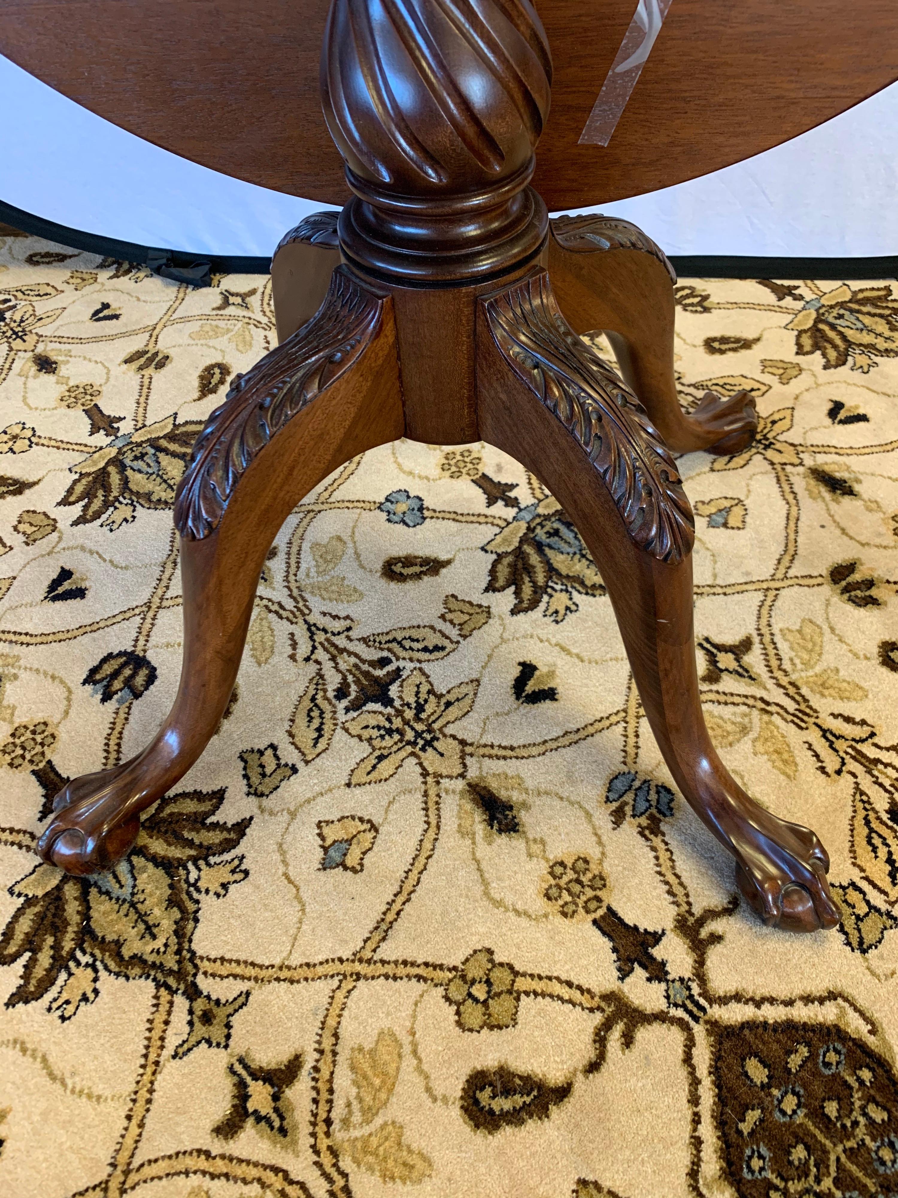 Antique Chippendale Mahogany Round Tilt-Top Dining Bistro Card Table 3