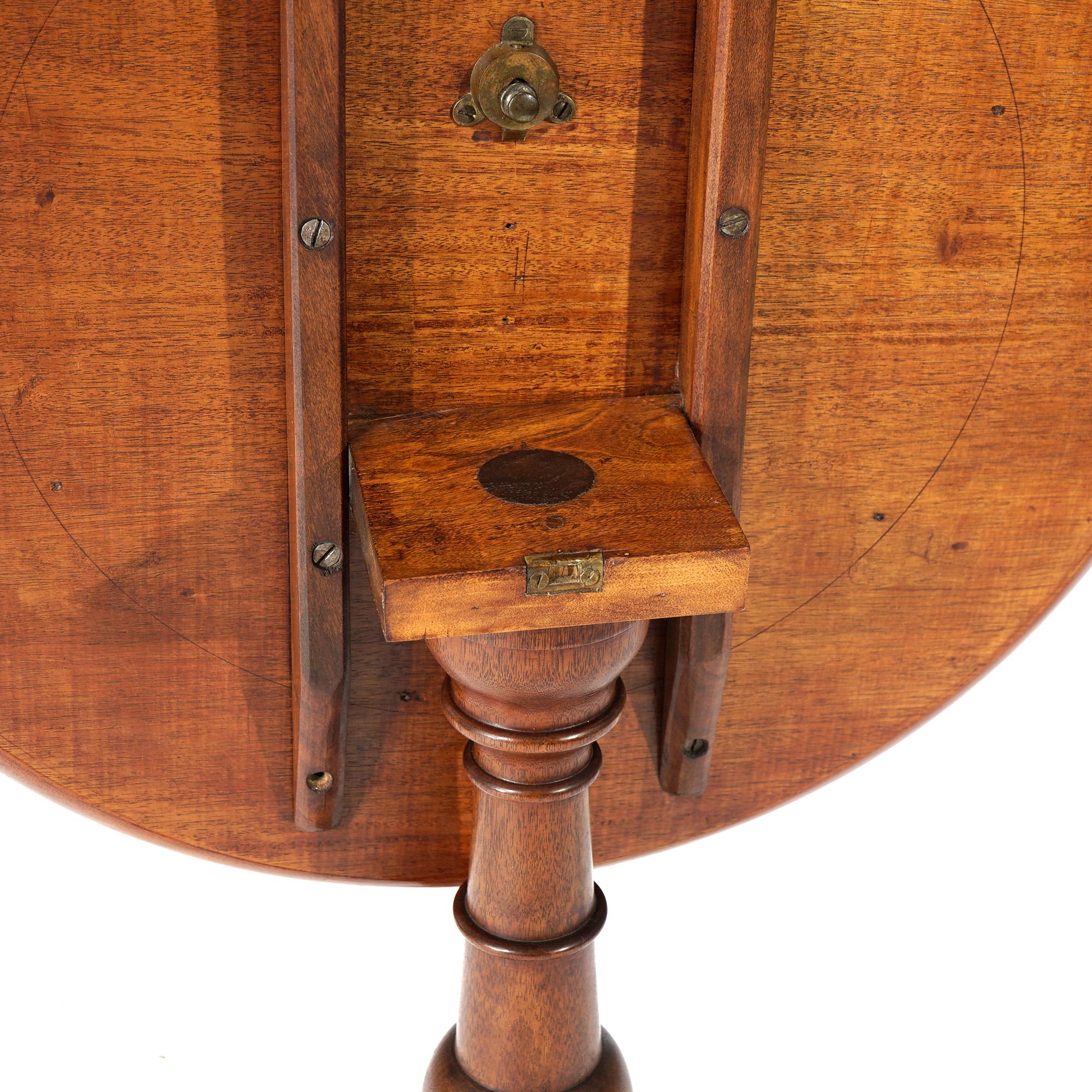 19th Century Antique Chippendale Mahogany Tilt Top Table, 18th-19th C