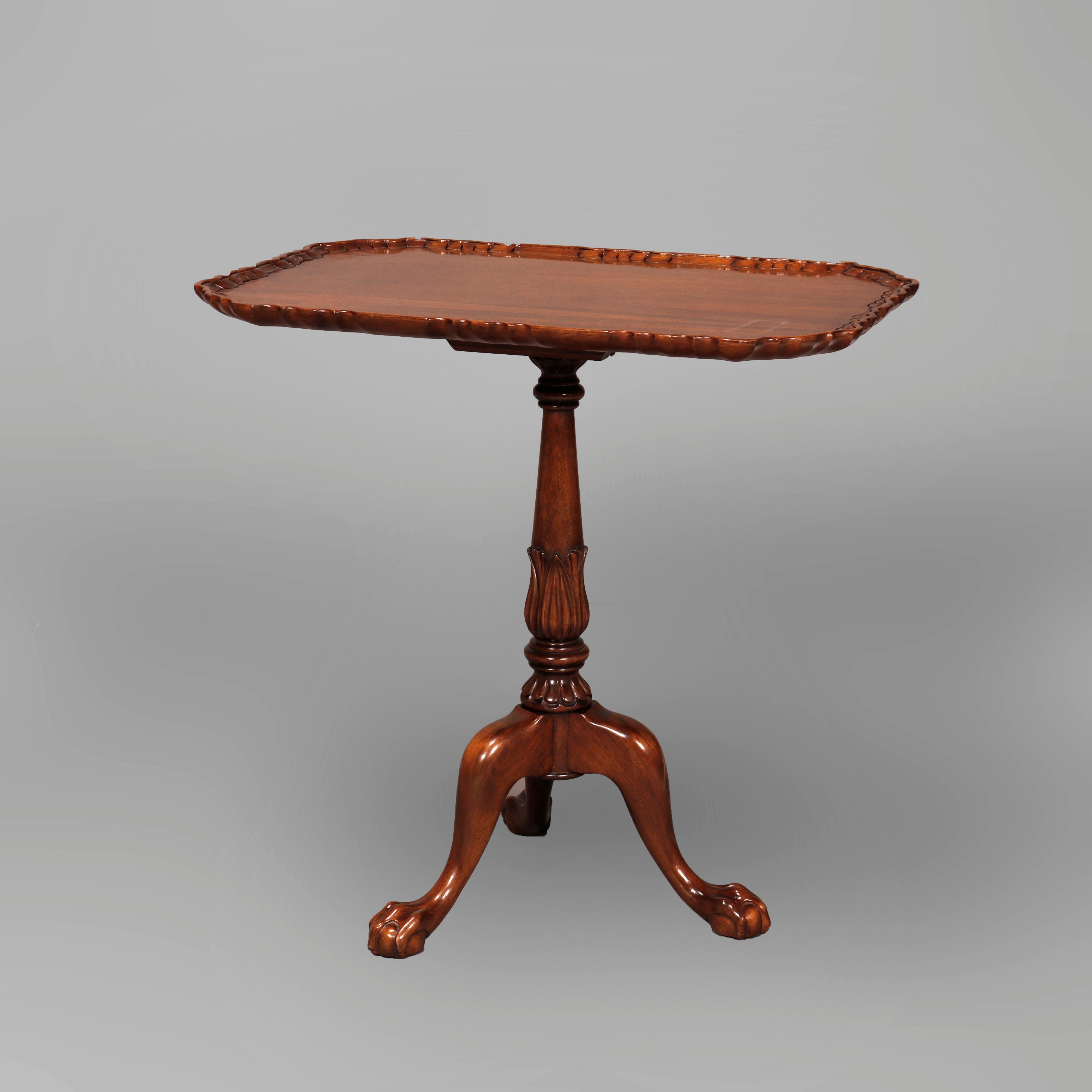 Antique Chippendale Mahogany Tilt-Top Table Circa 1930 For Sale 4