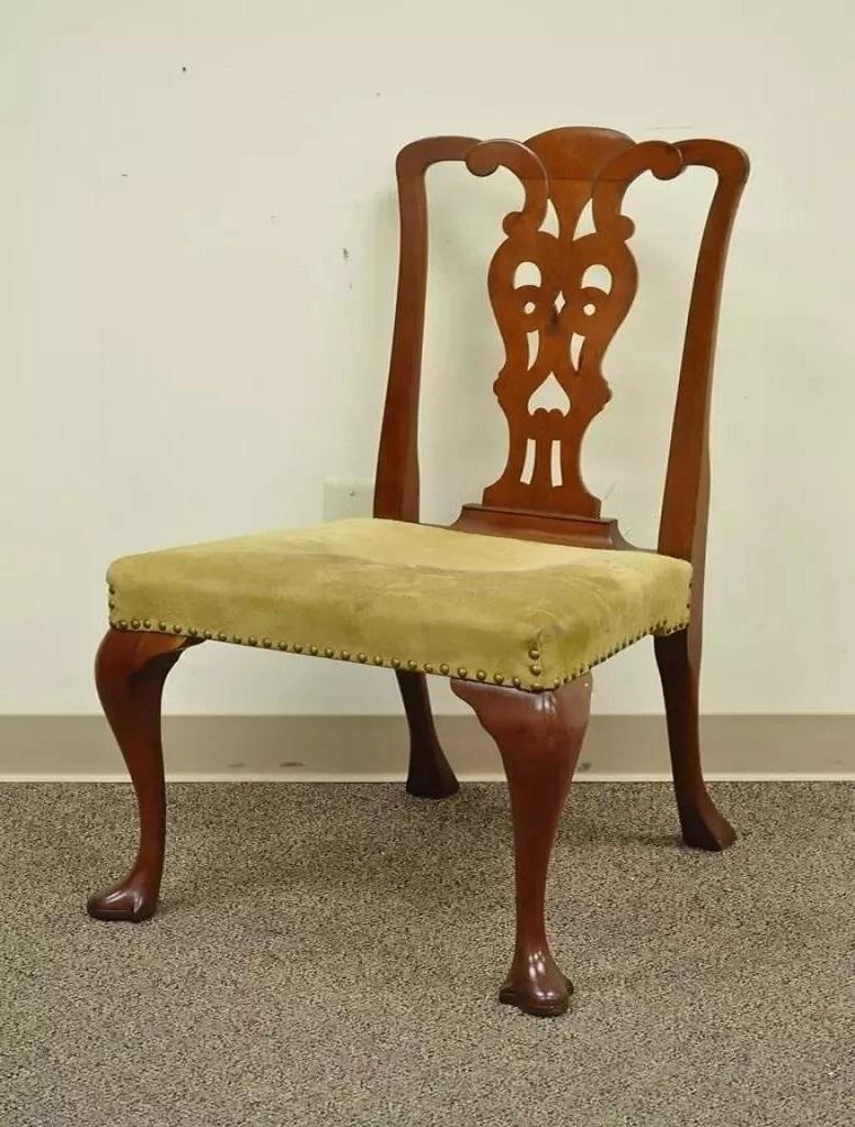Antique Chippendale Queen Anne Style Mahogany Dining Side Chair with Suede Seat For Sale 6