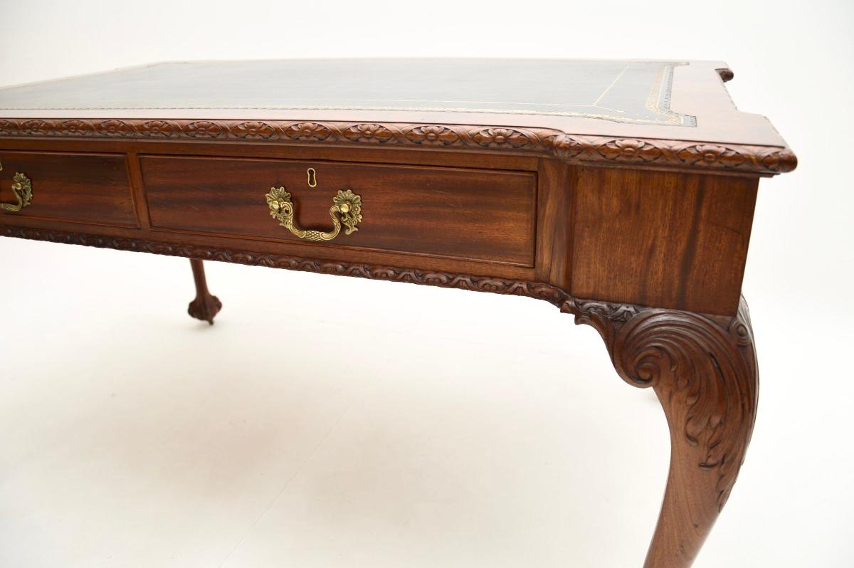 Antiker Chippendale-Revival-Schreibtisch von Gillows im Angebot 4