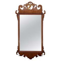 Antiguo Espejo De Caoba Tallado Estilo Chippendale Con Cresta De Fénix