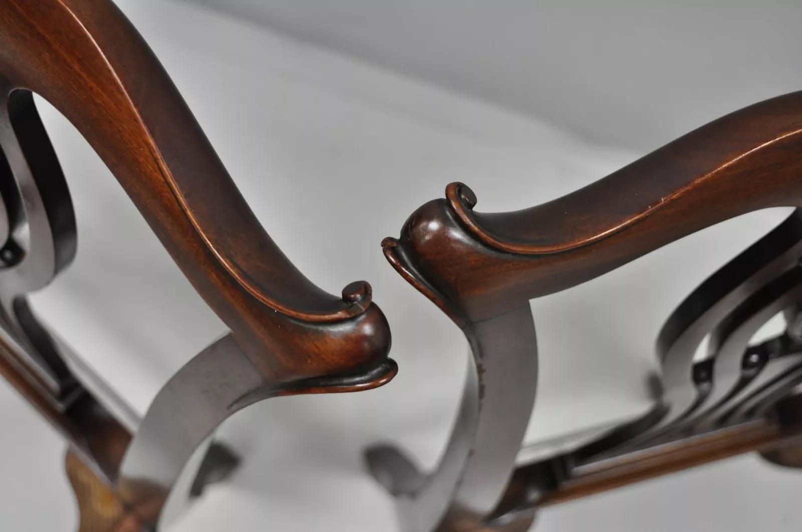 Sedie da pranzo antiche in stile Chippendale in mogano Ball and Claw - Set di 6 in vendita 3