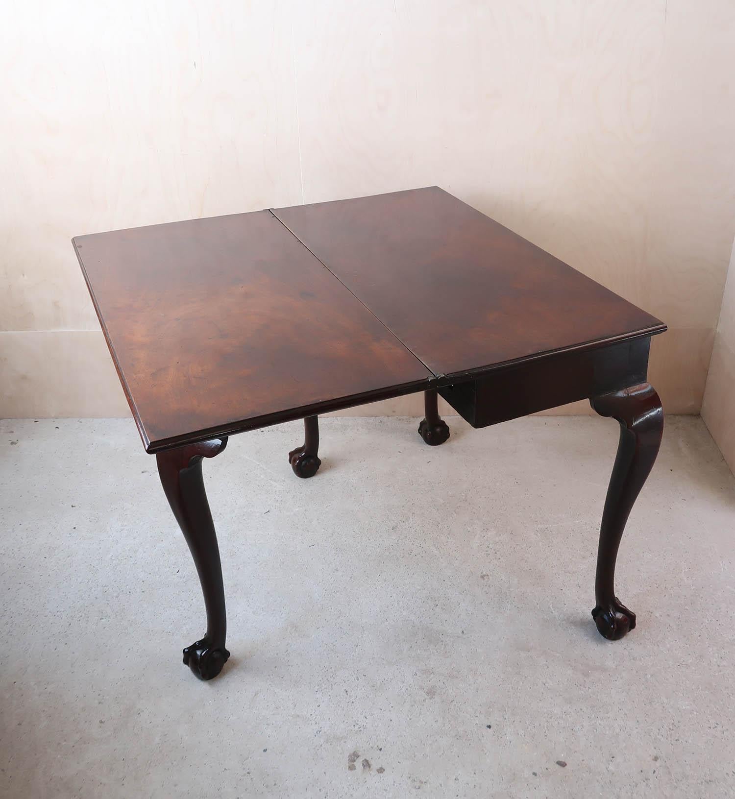Antique Chippendale Style Side Table with Claw and Ball Feet, circa 1780 For Sale 2