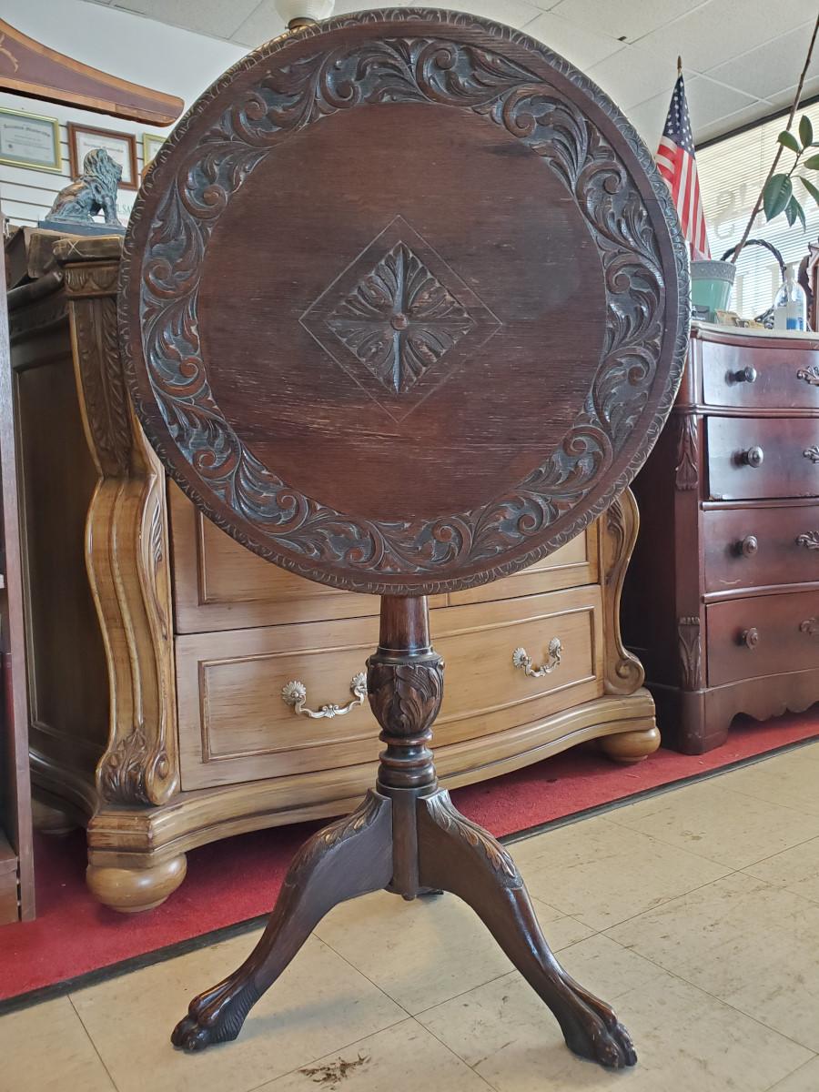 Antique Chippendale Style Tilt Top Table, 19th Century 9