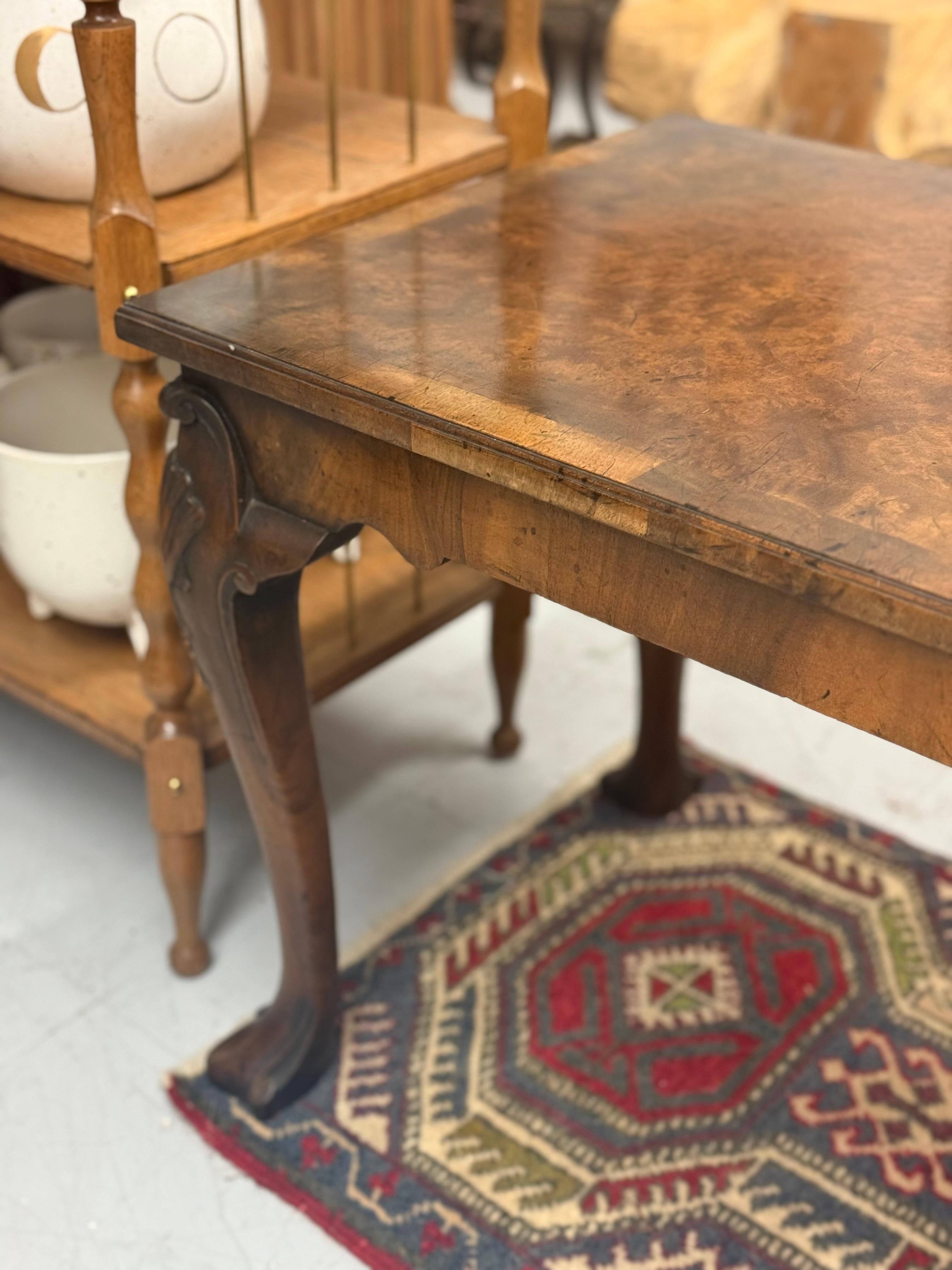 Antique Chippendale Style Coffee Table Book Matched Walnut Burl Top. UK Import In Good Condition For Sale In Seattle, WA