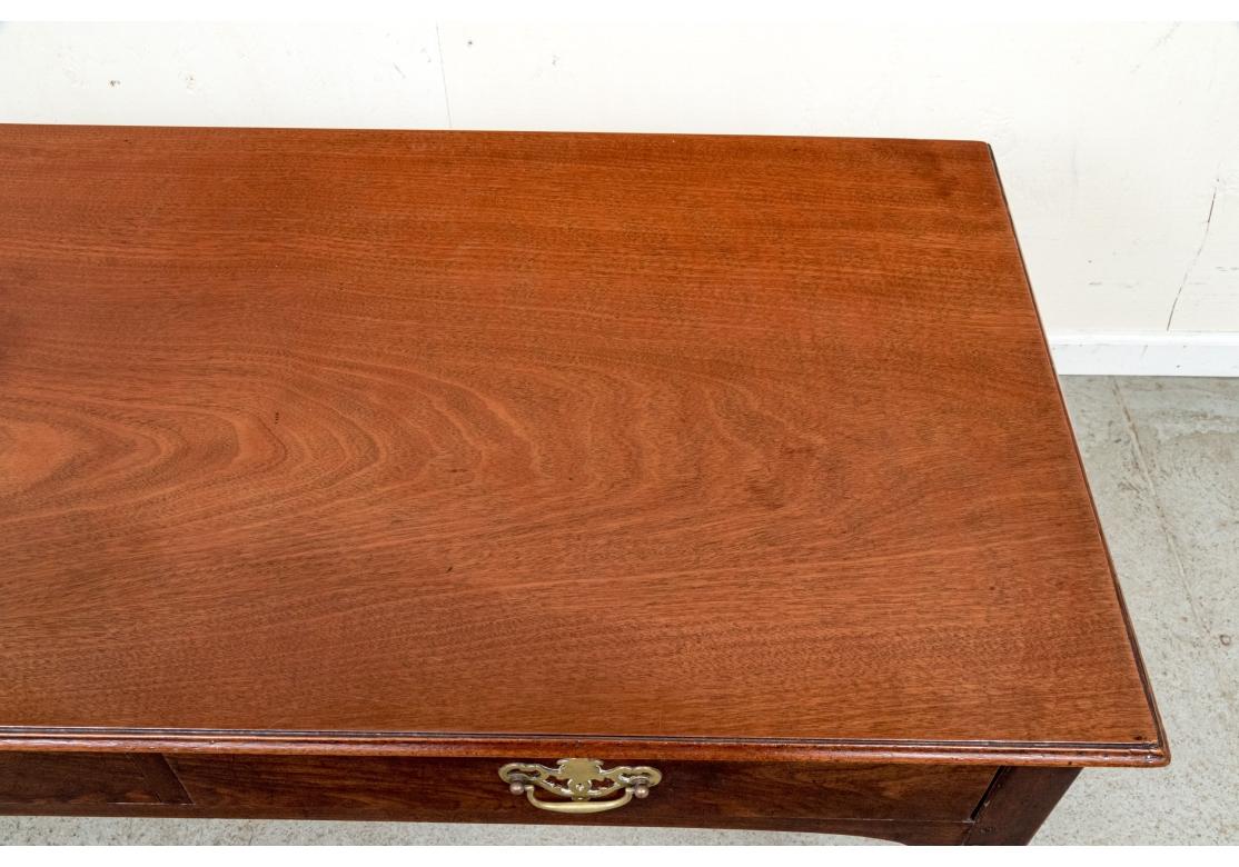 Table à écrire ancienne de style Chippendale en vente 1