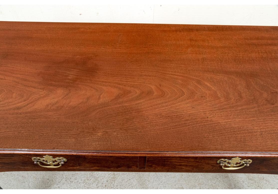 Table à écrire ancienne de style Chippendale en vente 3