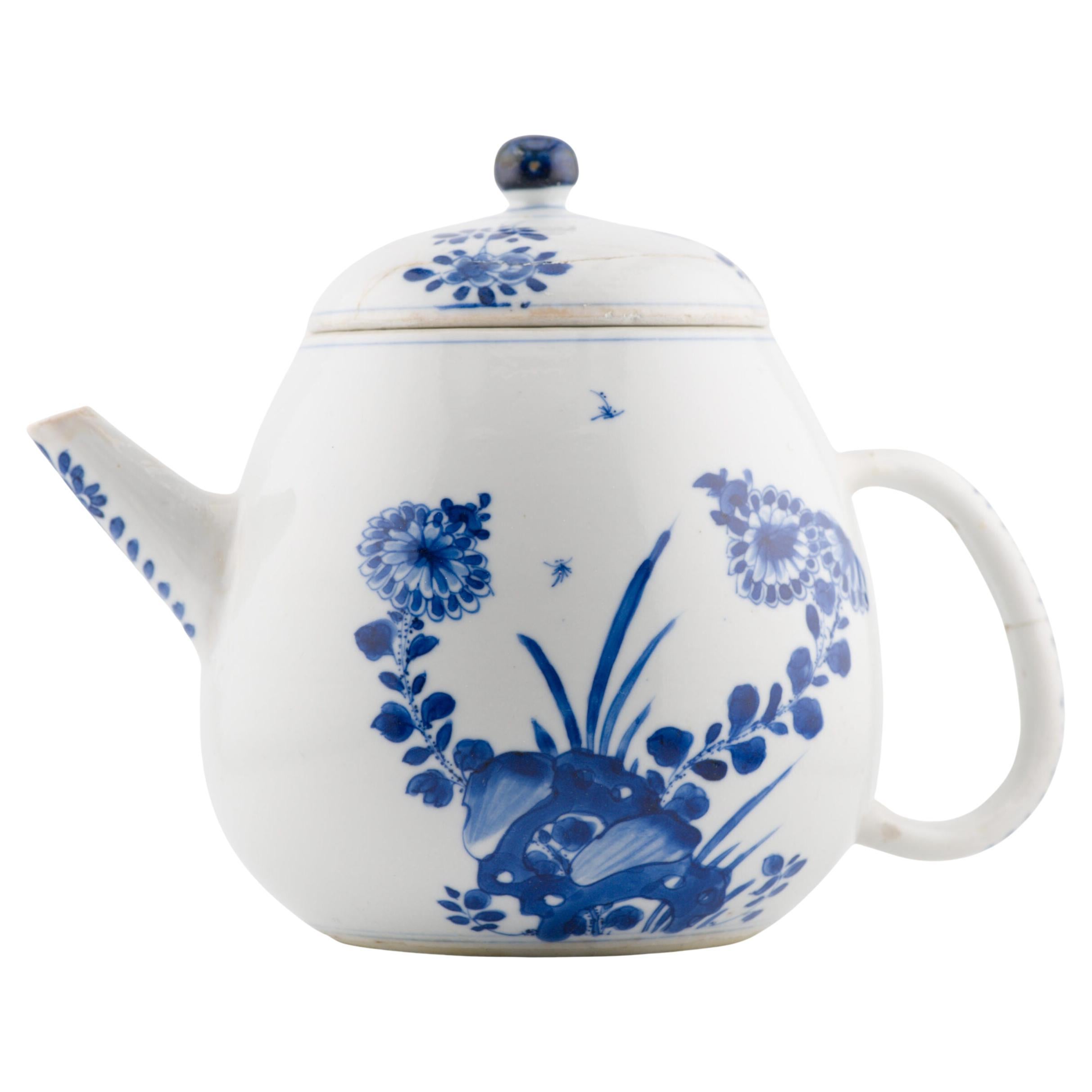 Antique Chongzhen / Shunzhi Period Chinese Porcelain Blue & White  TeaPot
