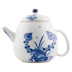 Antique Chongzhen / Shunzhi Period Chinese Porcelain Blue & White  TeaPot