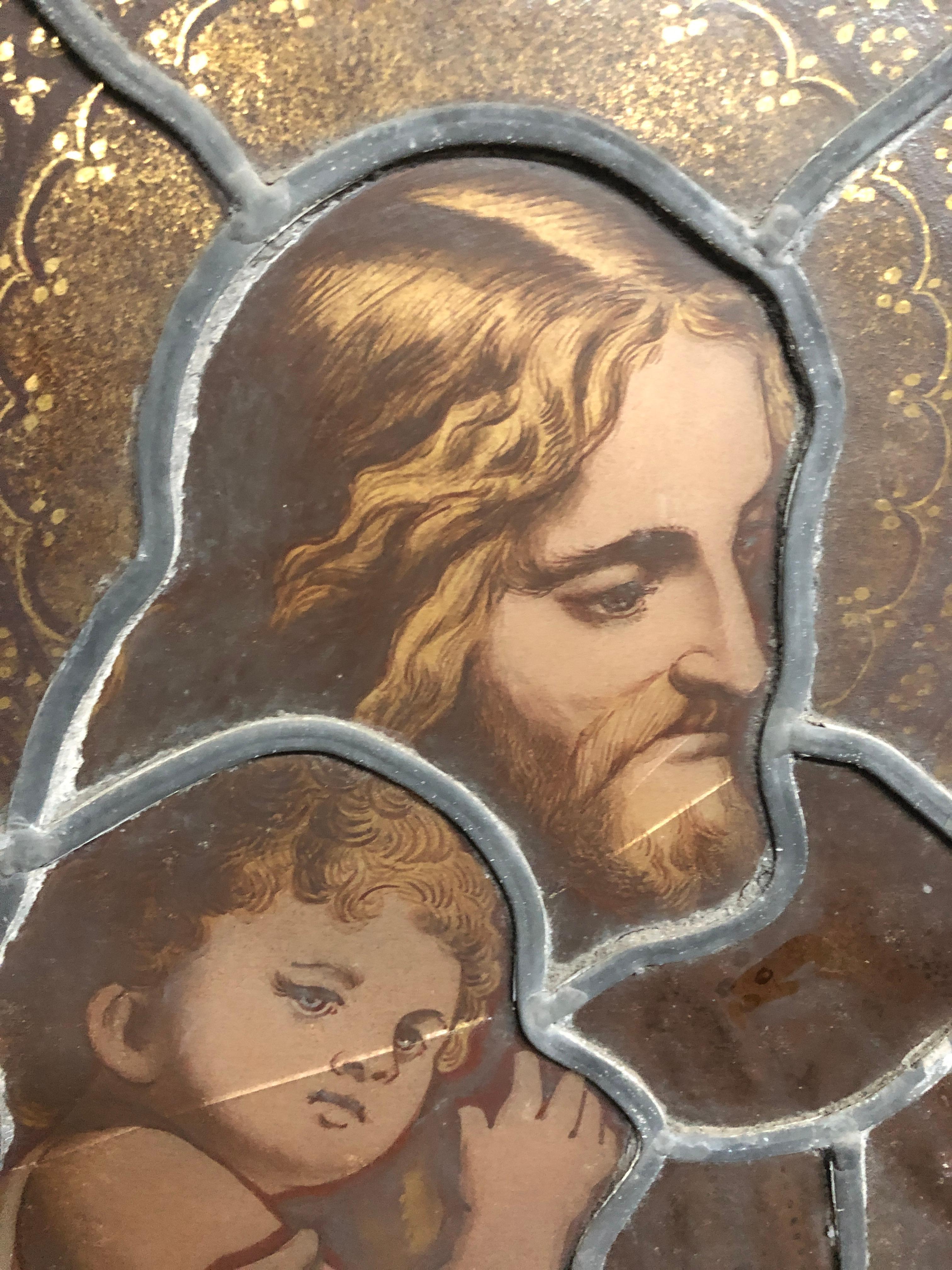 Ventana antigua de iglesia 28