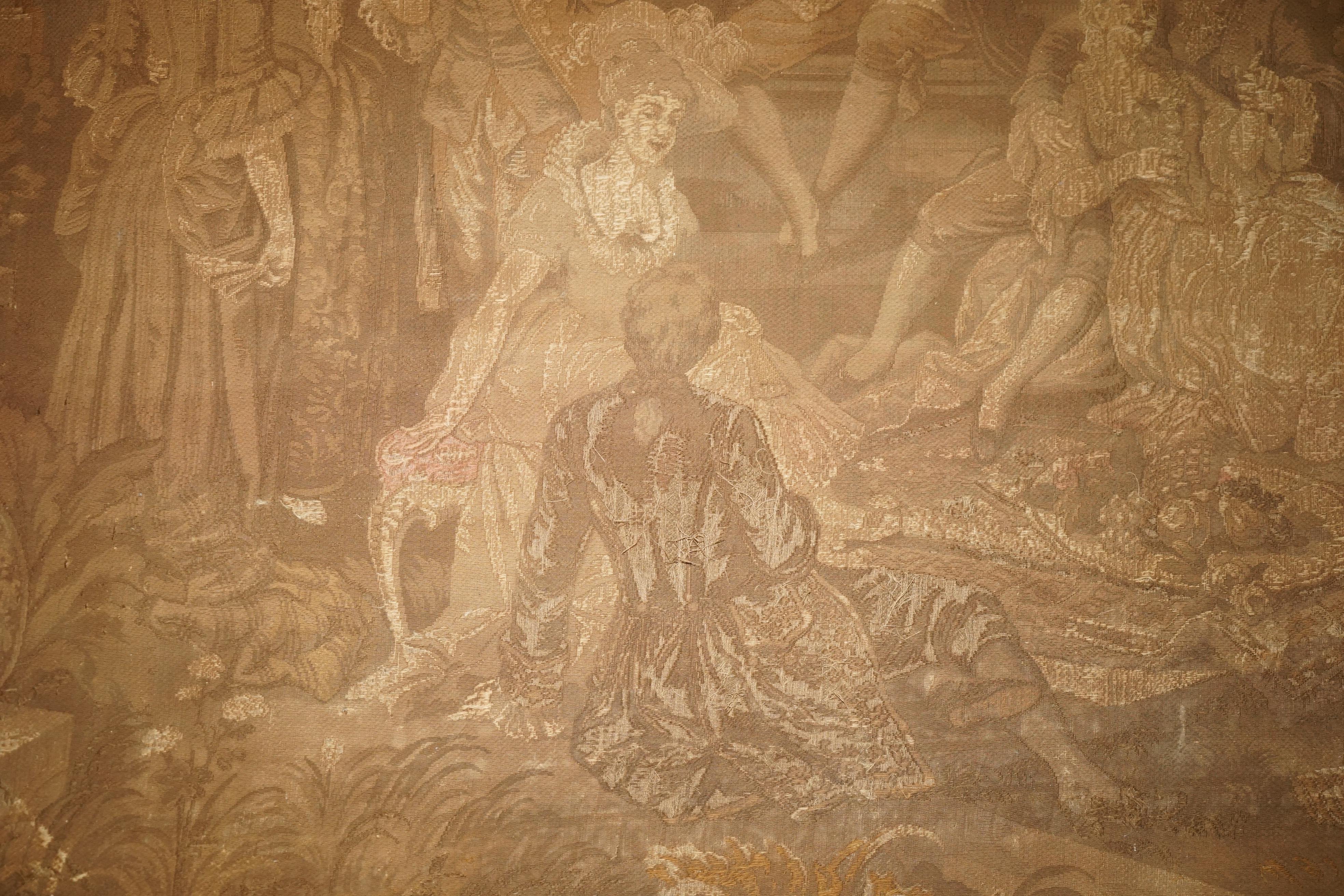 ANTIQUE CIR 1880 TAPESTRY DEPICTING WATTEAU-ESQUE FiGURES AFTER ANTOINE WATTEAU For Sale 3