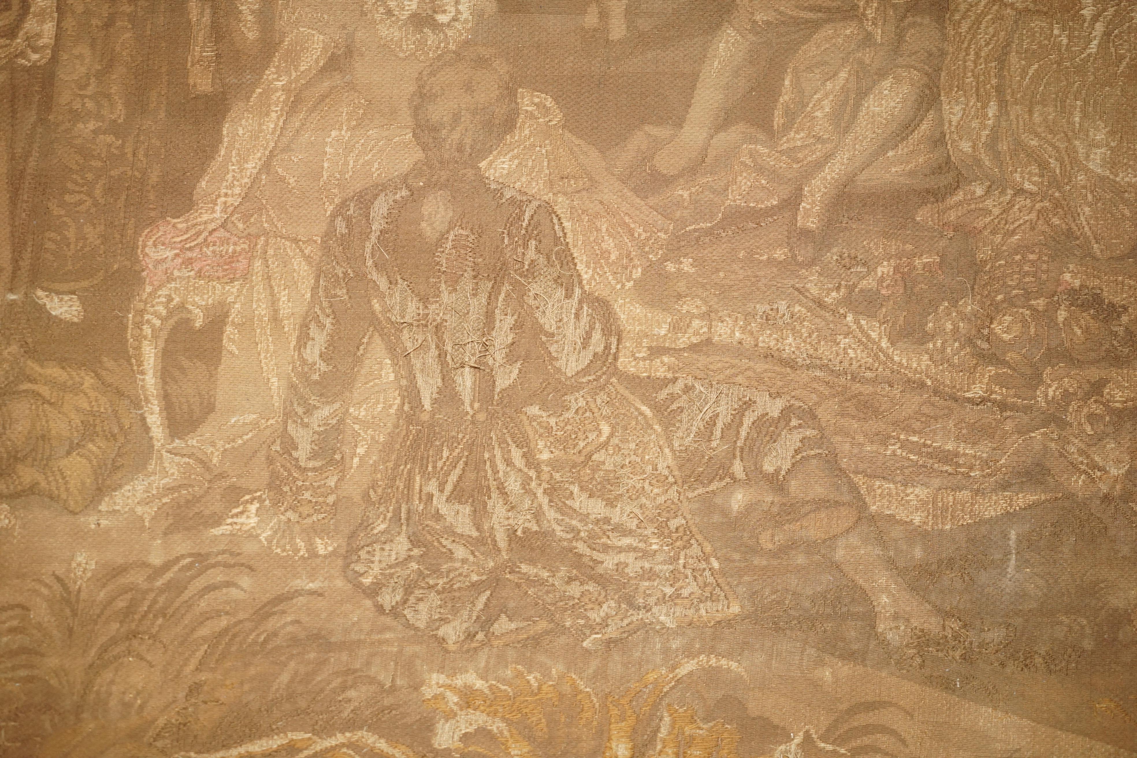 ANTIQUE CIR 1880 TAPESTRY DEPICTING WATTEAU-ESQUE FiGURES AFTER ANTOINE WATTEAU For Sale 4