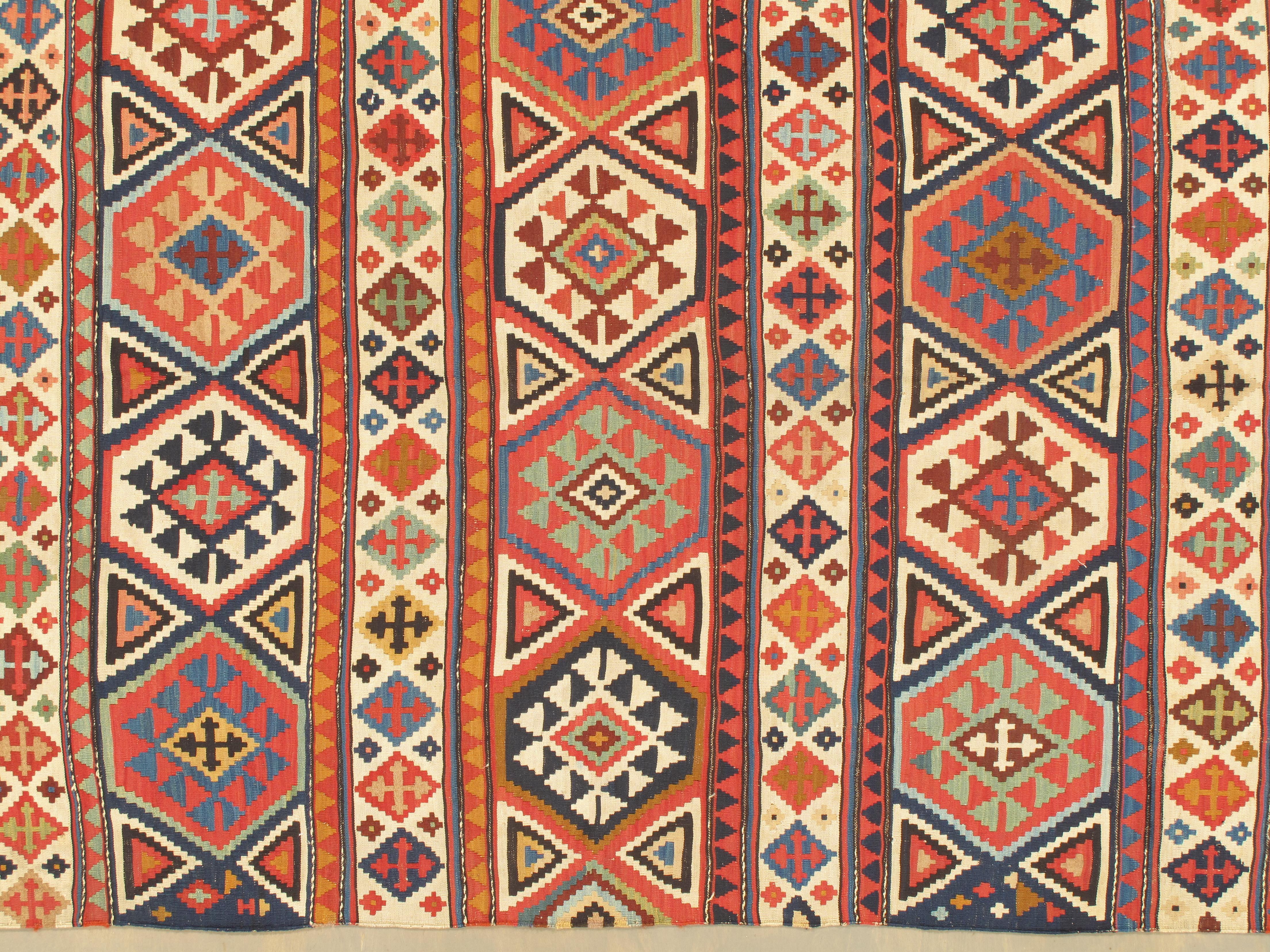 Antike russische Shirvan-Wolle und Baumwolle, um 1890  Handgewebter Kelim 5'1 x 9'6 (19. Jahrhundert) im Angebot
