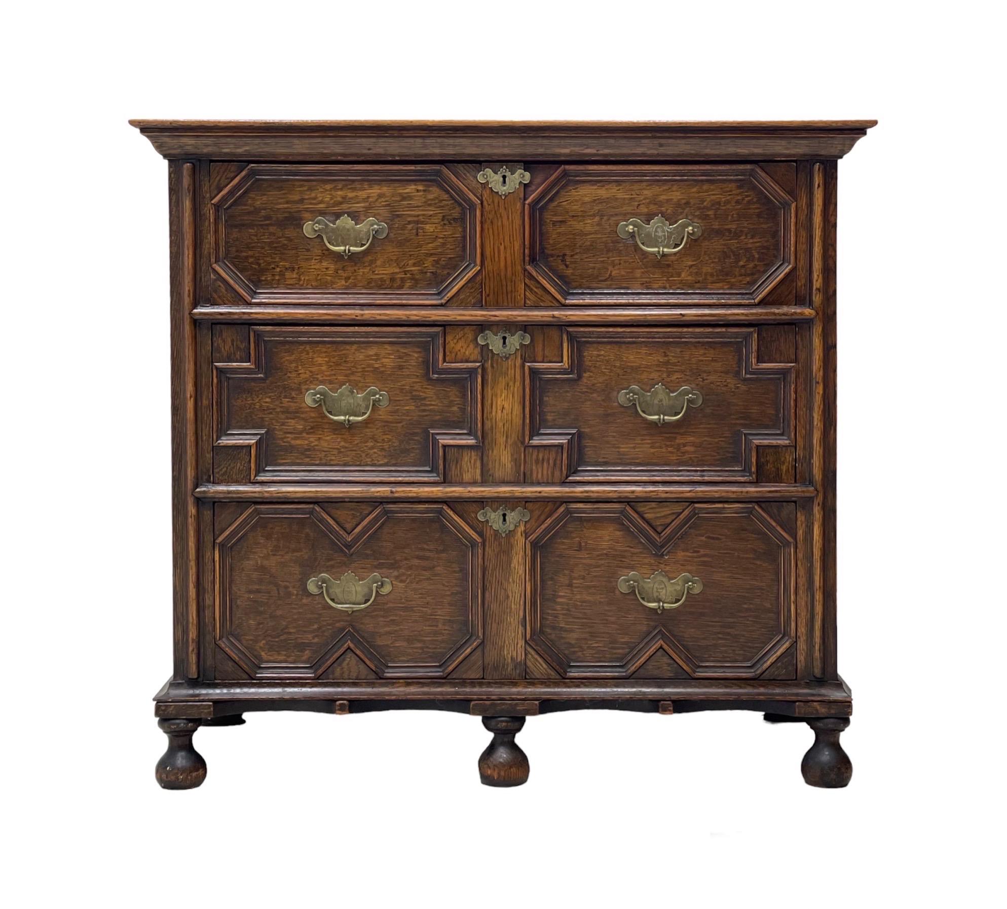 Antique circa 1590s English Jacobean Dresser Dovetail Drawers. This Antique Dresser came from Home of Certified Member ISA Appraiser in Seattle

Dimensions. 39 1/2 W ; 21 D ; 36 H