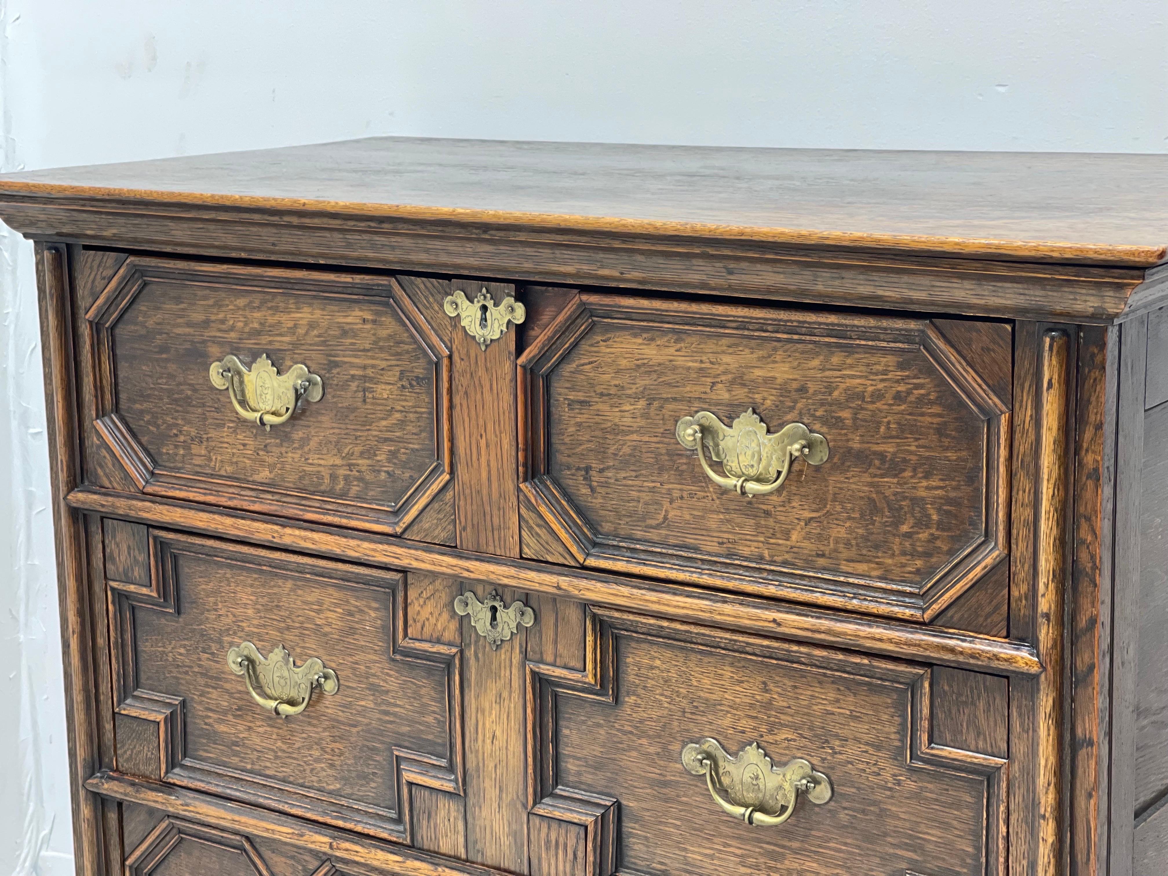 dovetail drawers antique