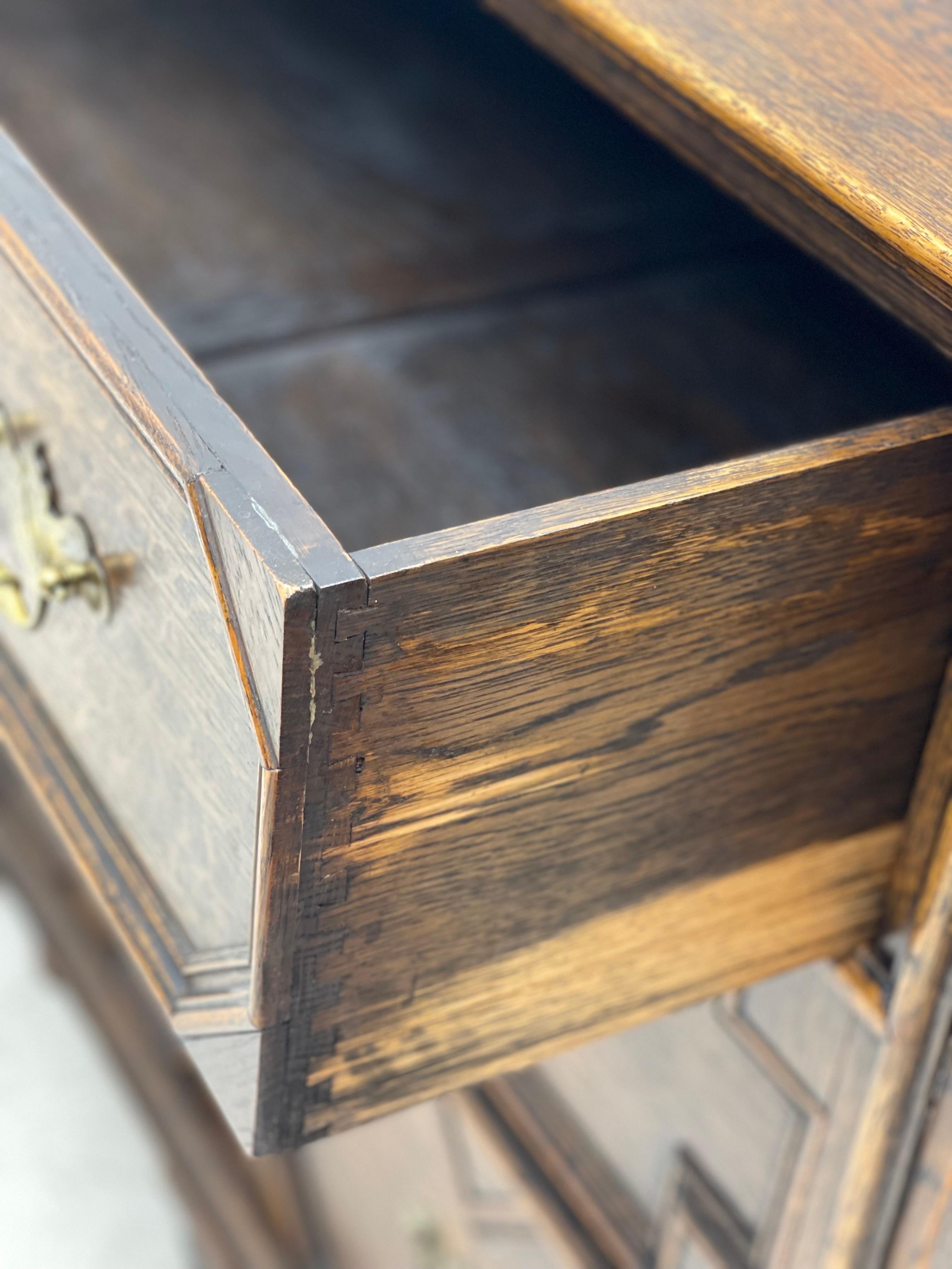 18th Century and Earlier Antique circa 1590s English Jacobean Dresser Dovetail Drawers For Sale