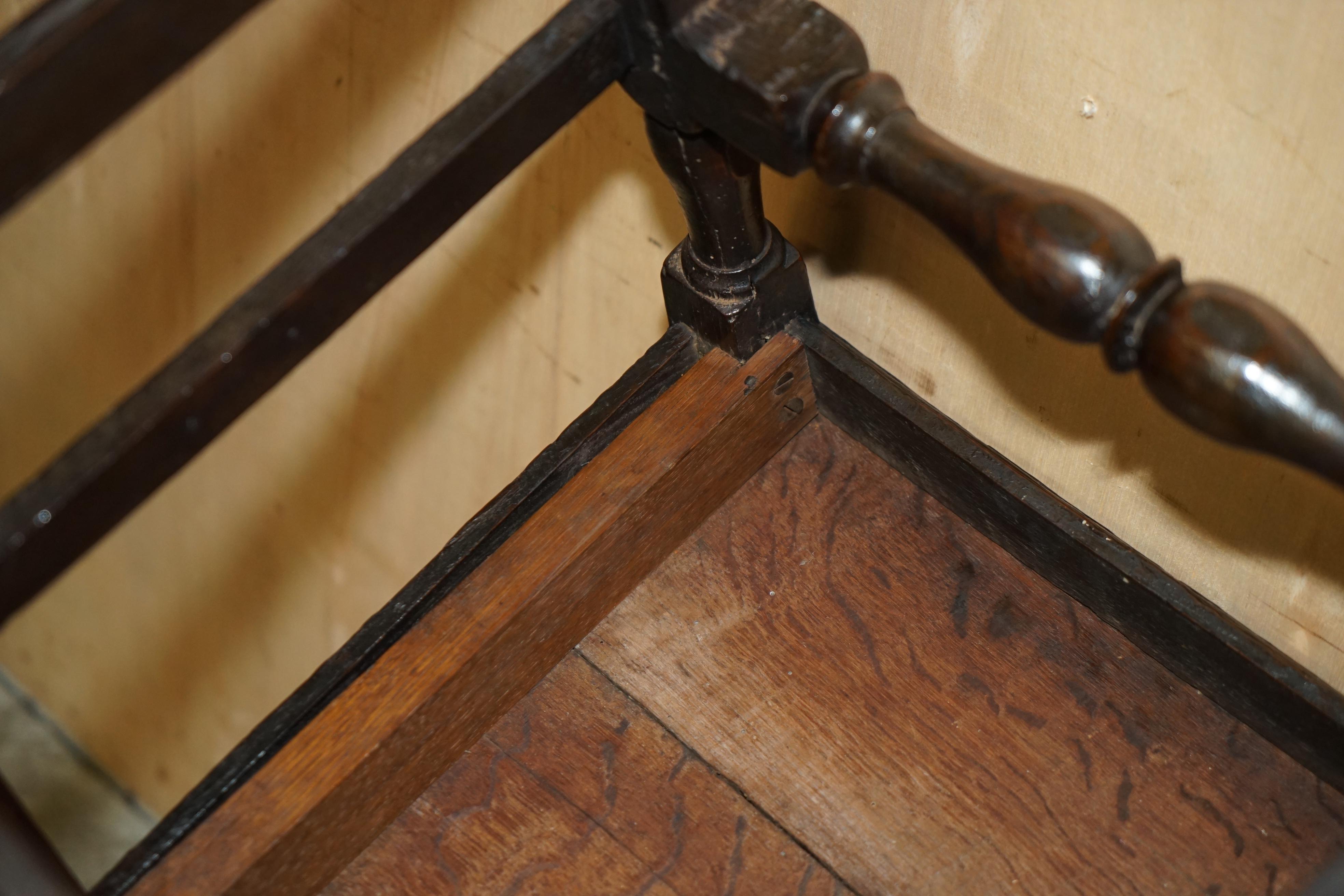 ANTIGUA SILLA OCCASiONAL DE ROBLE INGLÉS DEL SIGLO XVII CIRCA 1660-1680 CHARLES II en venta 9