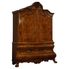 ANTIQUE CIRCA 1750 DUTCH LOUIS XV STYLE BURR WALNUT BOMBAY LINEN PRESS CABiNET