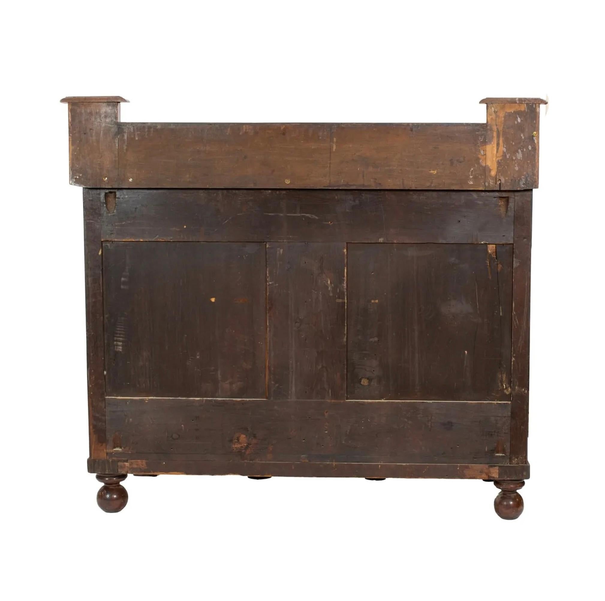 Antique Circa 1800 American Federal Mahogany Sideboard in Original Condition For Sale 1