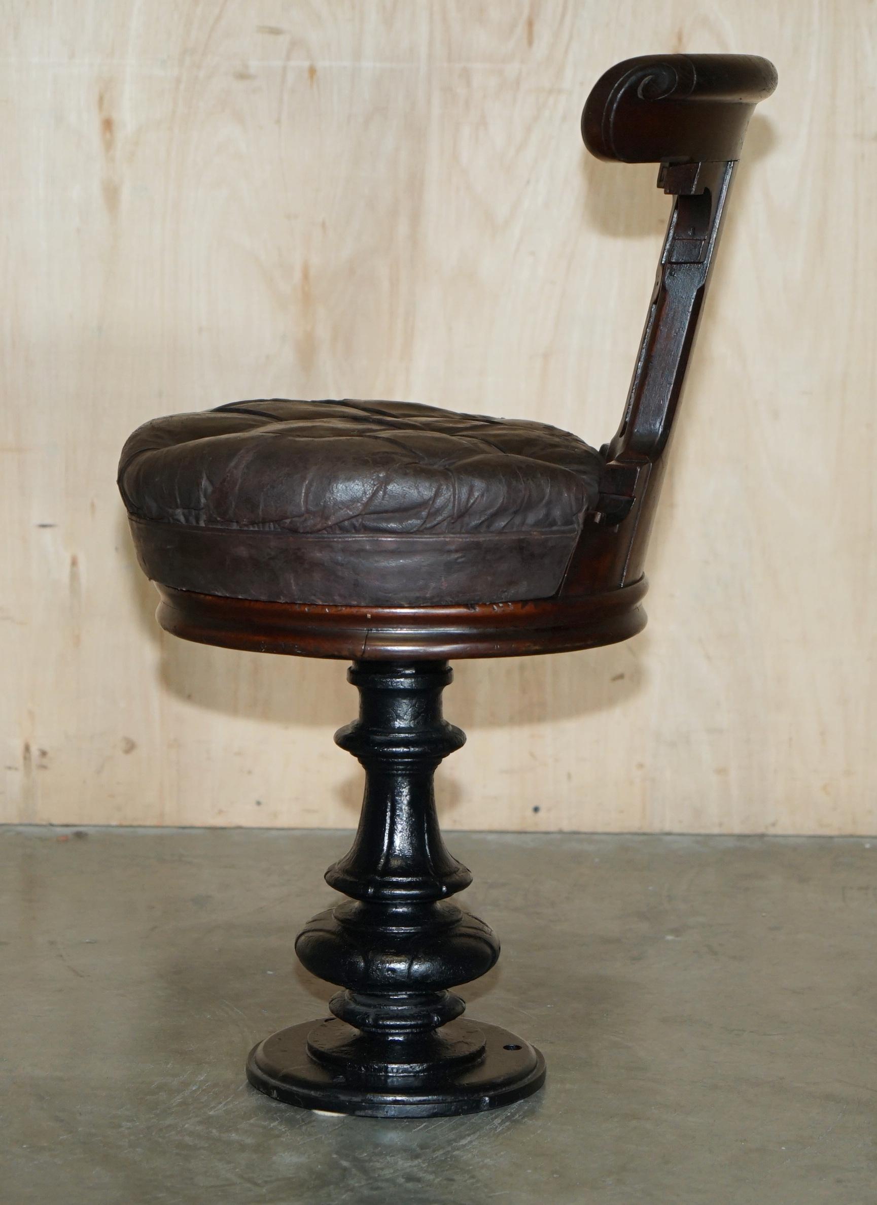 ANTIQUE CIRCA 1800 SHIPS CAPTAiNS CHAIR WITH ROYAL CROWN AND ANCHOR CARVED For Sale 7