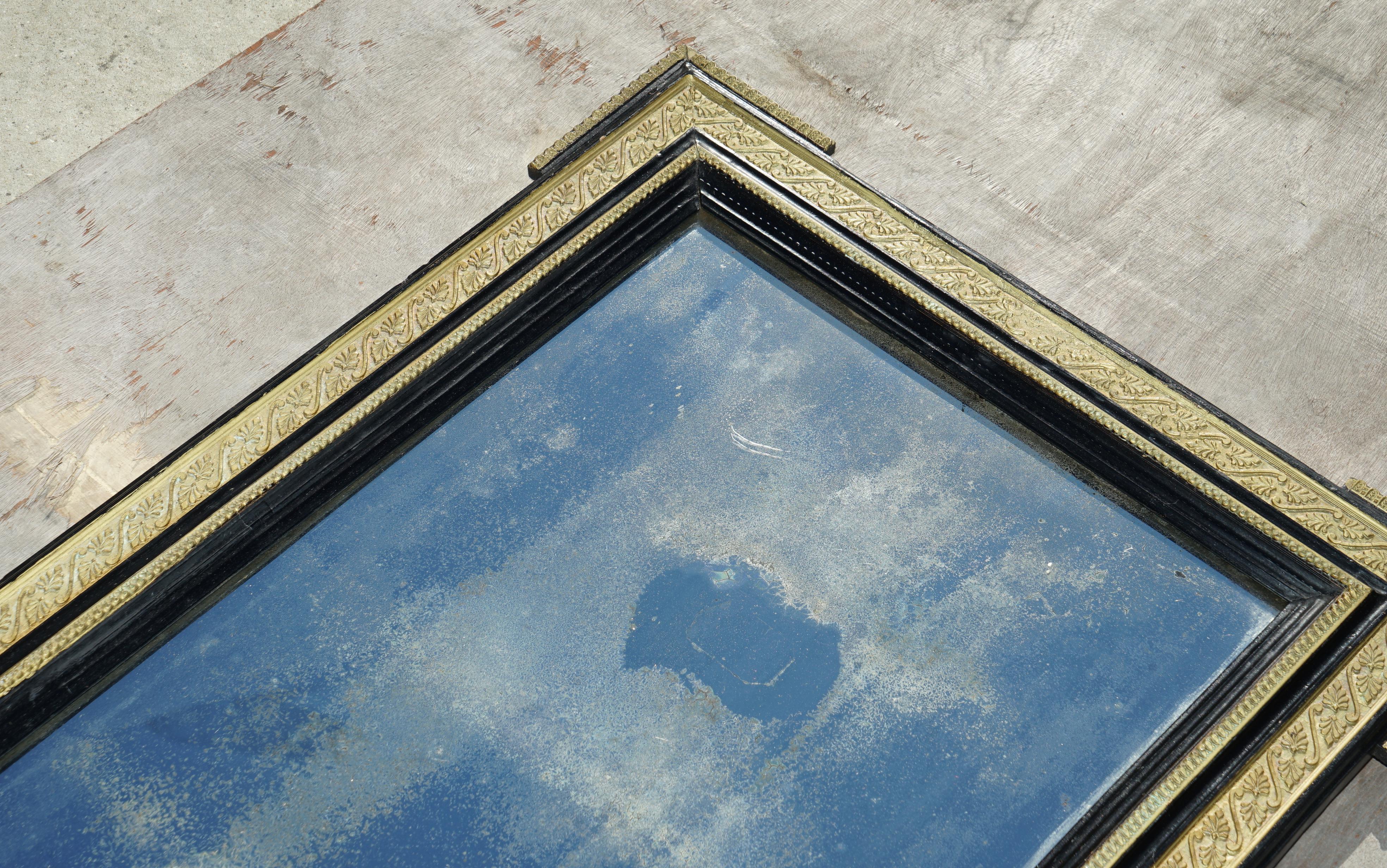 Königshaus Antiquitäten

Royal House Antiques freut sich, diesen atemberaubenden italienischen Spiegel aus Glas mit vergoldetem und ebonisiertem Rahmen aus der Zeit um 1840 zum Verkauf anzubieten

Bitte beachten Sie die Liefergebühr aufgeführt ist