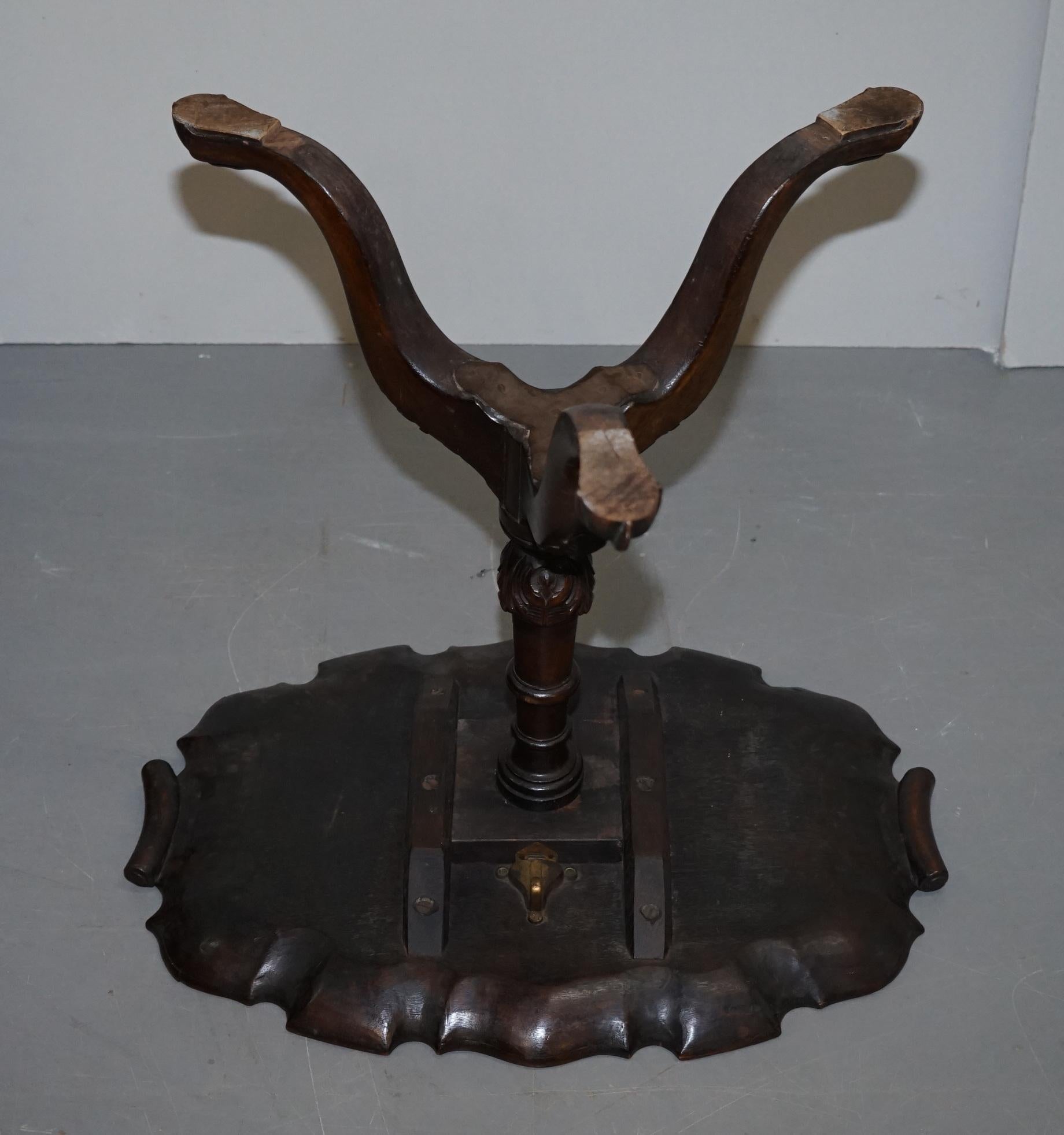 Antique circa 1840 Hardwood Carved Tripod Tilt-Top Side Table Claw and Ball Feet 8