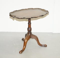 Antique circa 1840 Hardwood Carved Tripod Tilt-Top Side Table Claw and Ball Feet