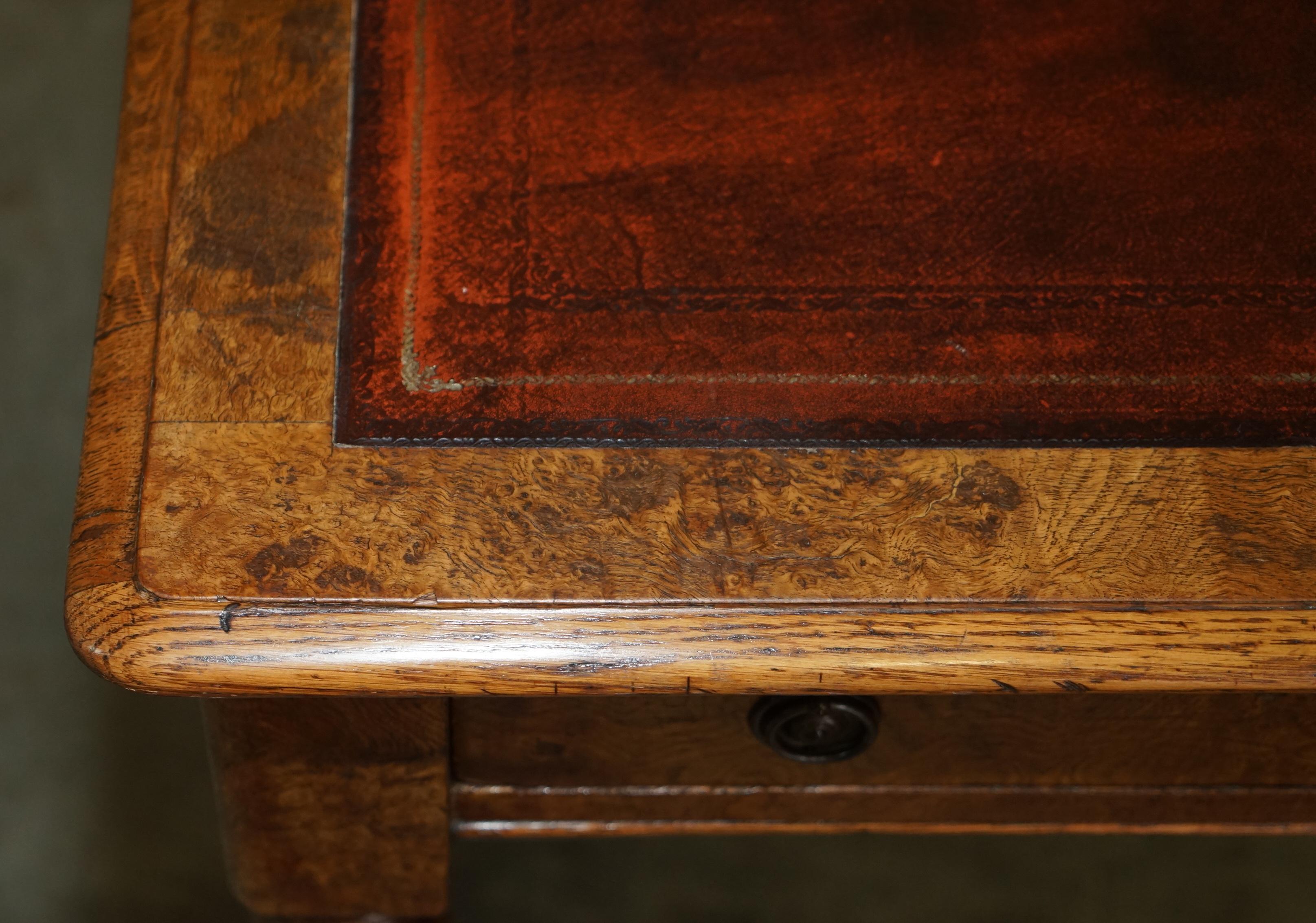 ANTIQUE CIRCA 1840 POLLARD OAK BROWN LEATHER TOP WRiTING LIBRARY TABLE DESK im Angebot 9