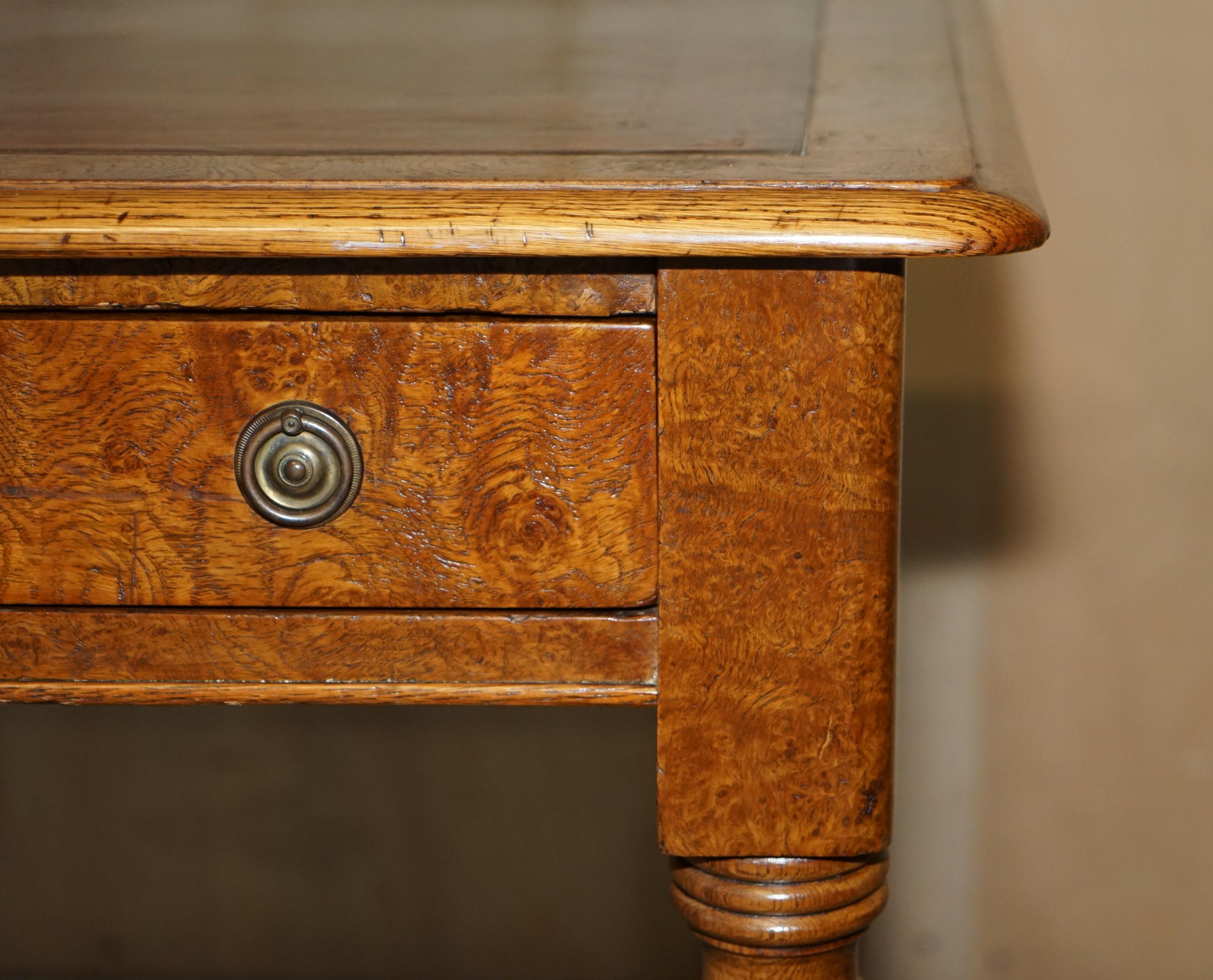 ANTIQUE CIRCA 1840 POLLARD OAK BROWN LEATHER TOP WRiTING LIBRARY TABLE DESK For Sale 2