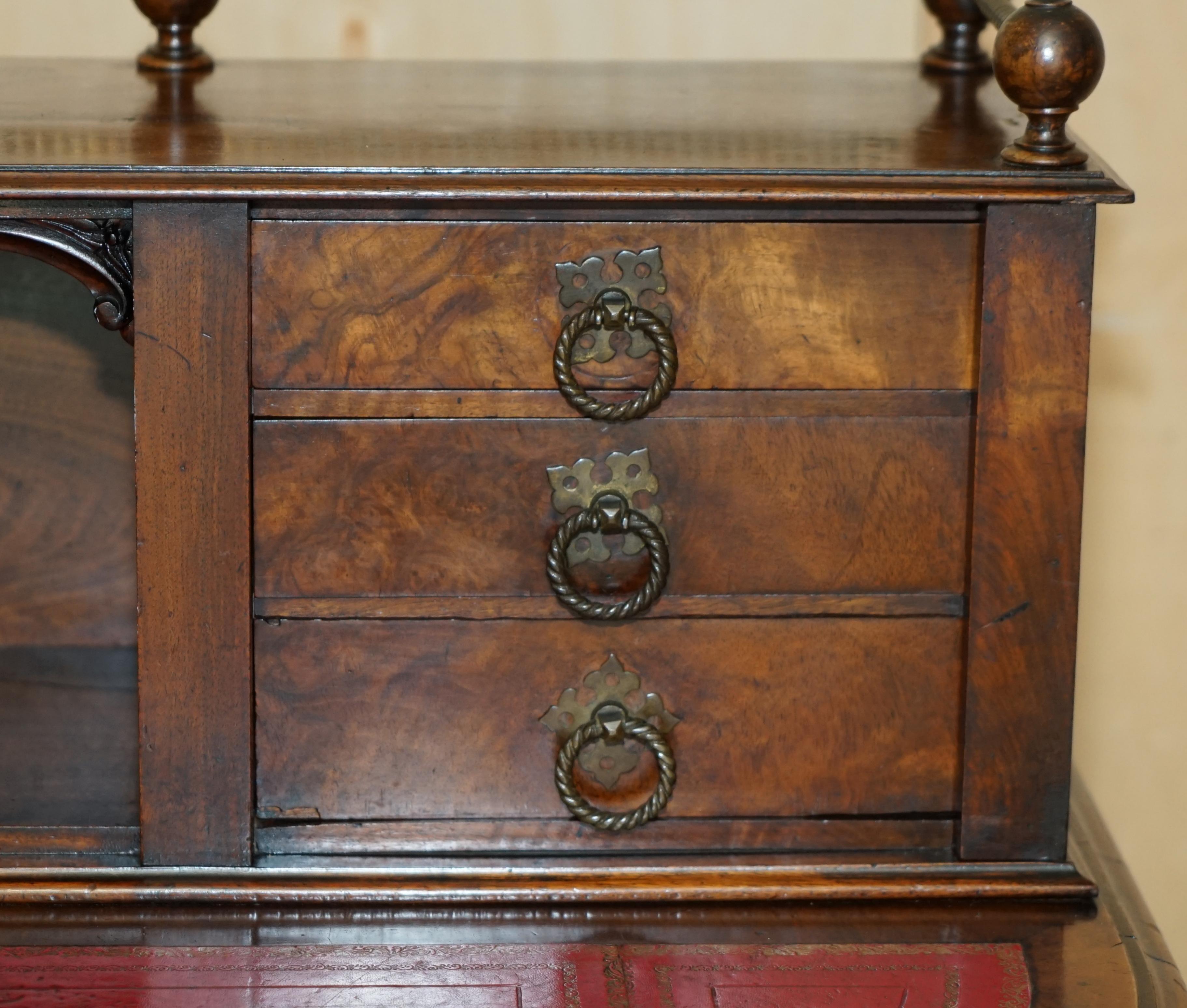 Antique circa 1850 Patrick Beakey Dublin Oxblood Leather Demilune Gallery Desk For Sale 3