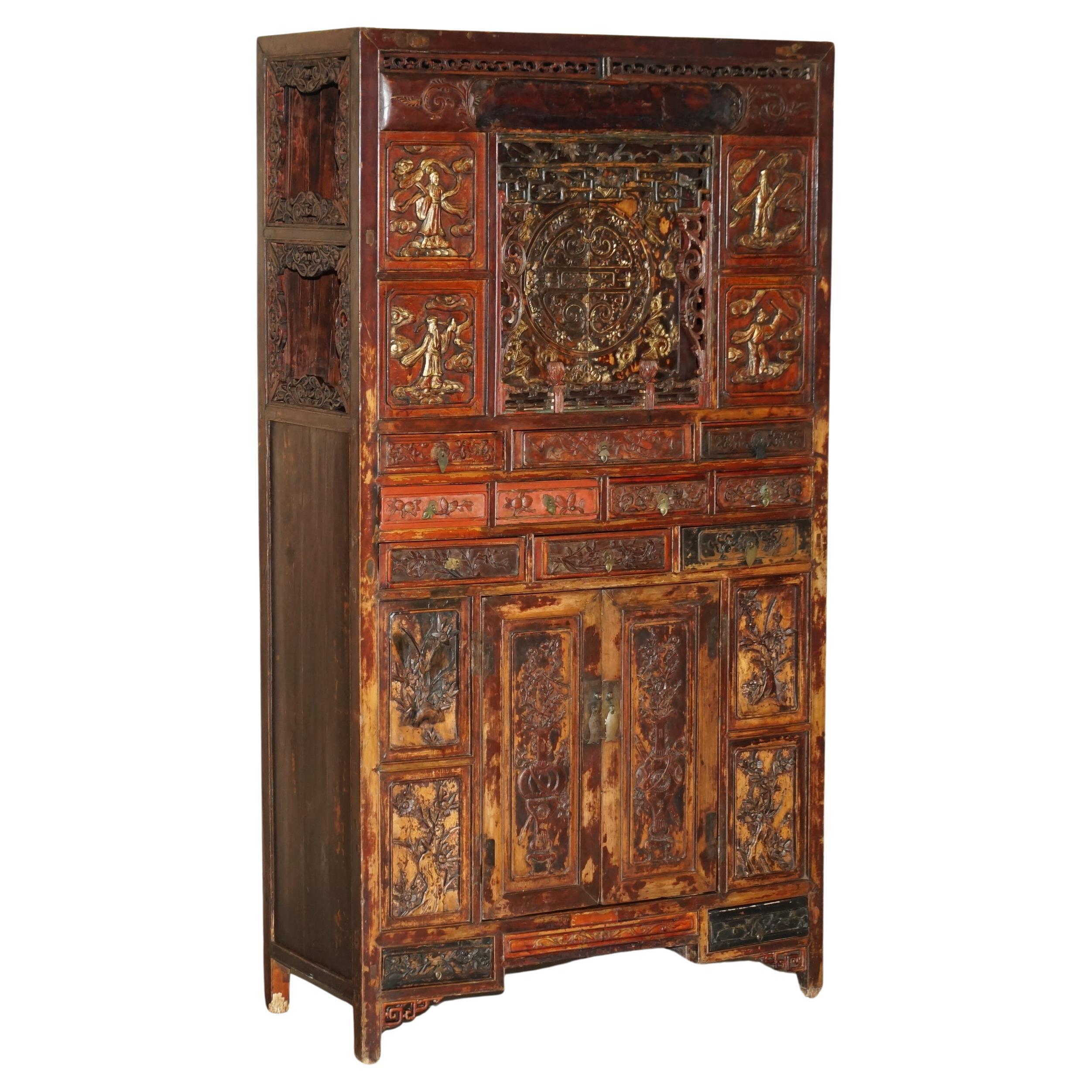 Antique circa 1860 Chinese Hand Painted Wedding Cabinet Housekeepers Cupboard (Cabinet de mariage chinois peint à la main)
