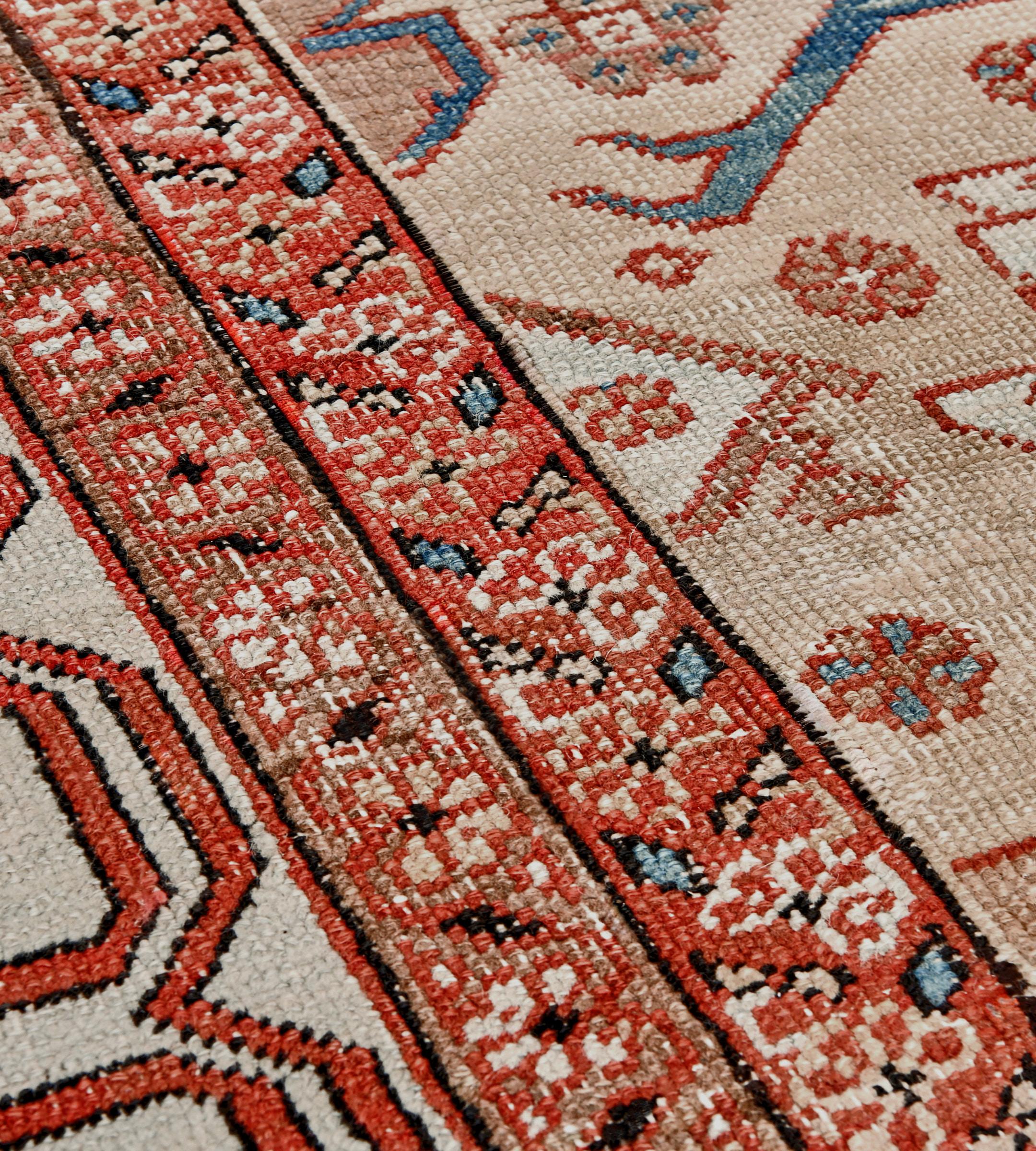 Antiker Bakhshiash-Teppich aus hellbrauner Wolle, circa 1860, groß, persisch im Angebot 2