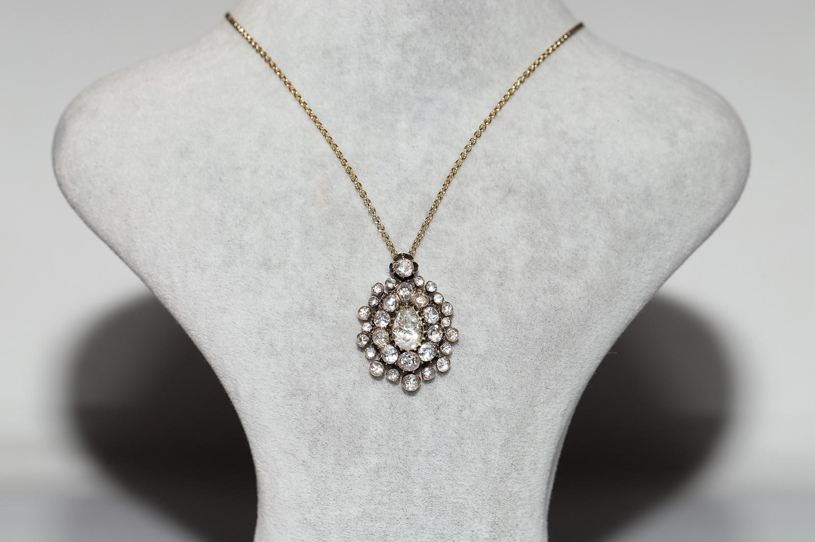 In very good condition.
Total weight is 9.8 grams.
Totally is diamond about 4 ct.
The diamond is has H-I-J-K color and s1-s2-s3-Pique1 clarity.
Total lenght is chain 45.
Please contact for any questions.