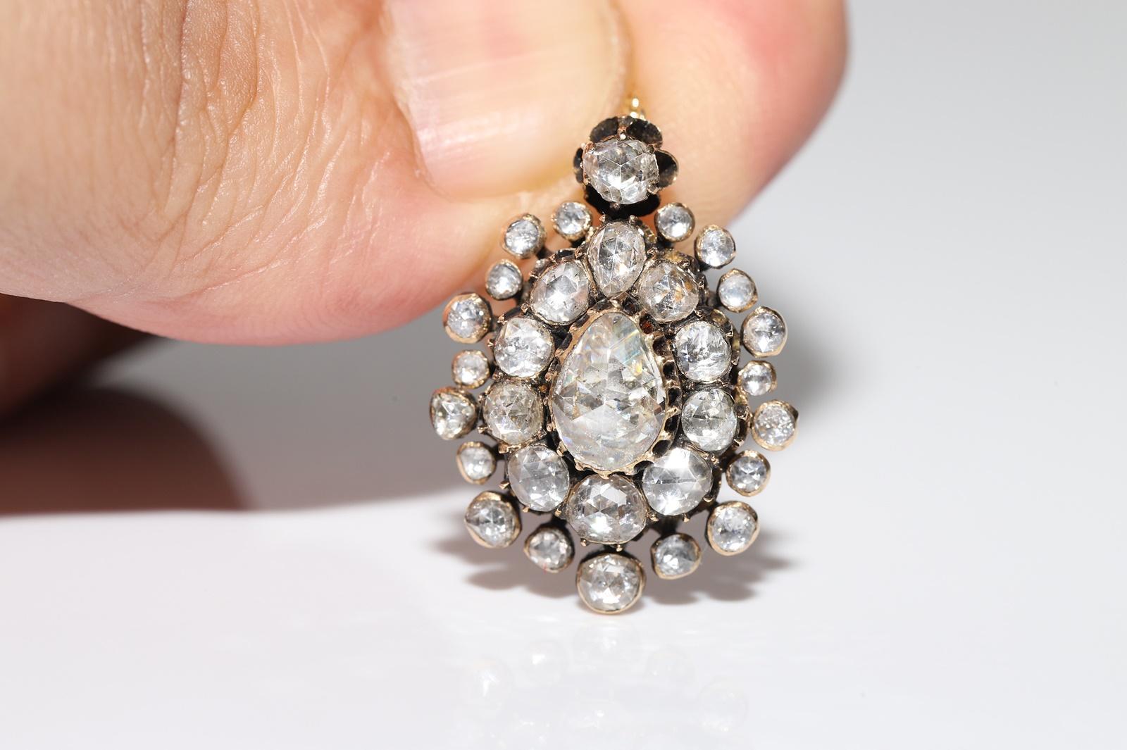 Antique datant des années 1870, or 14 carats, diamant naturel taille rose  Collier à pendentifs en forme de goutte Pour femmes en vente