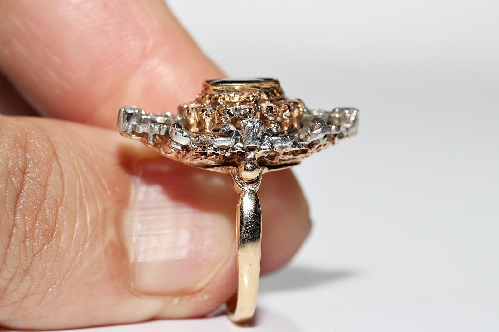 Antike CIRCA 1870er Jahre 18k Gold Top Silber natürlichen Rosenschliff Diamant Saphir Ring  im Angebot 8
