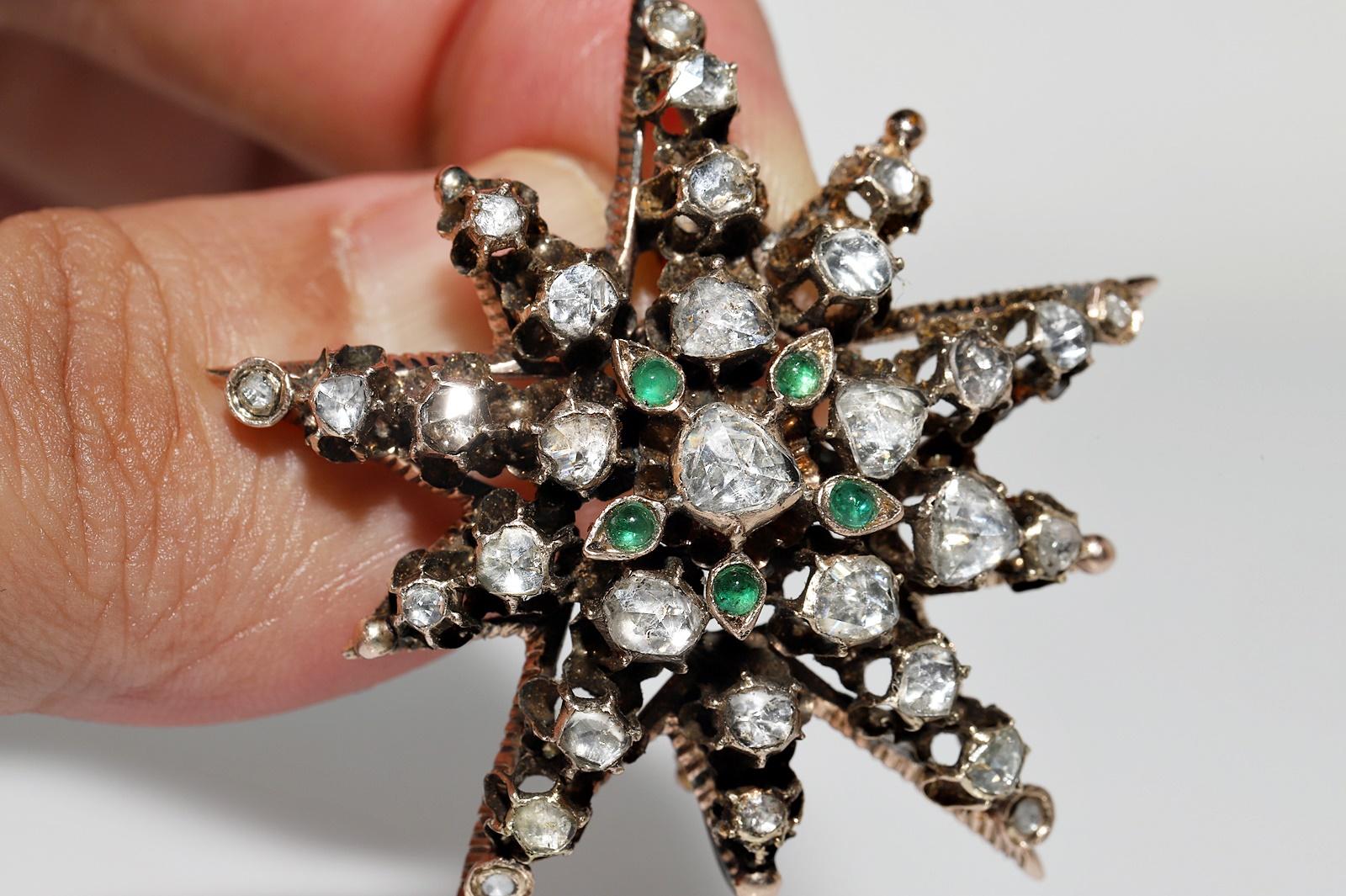 Antique Circa 1870s 8k Gold Natural Rose Cut Diamond And Emerald Star Brooch  For Sale 3