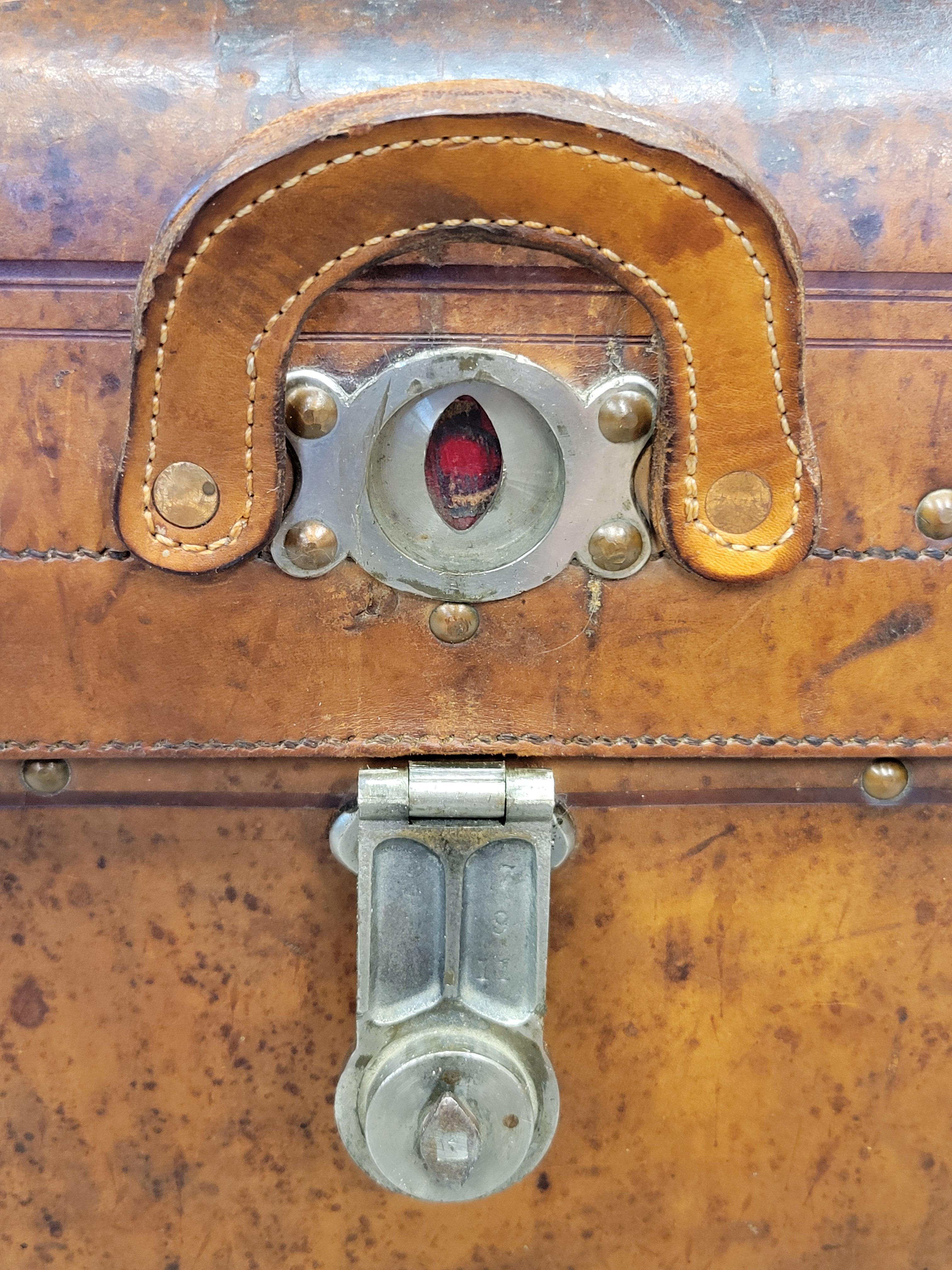 Antique Circa 1875 Sole Leather Clad Western Trunk 4