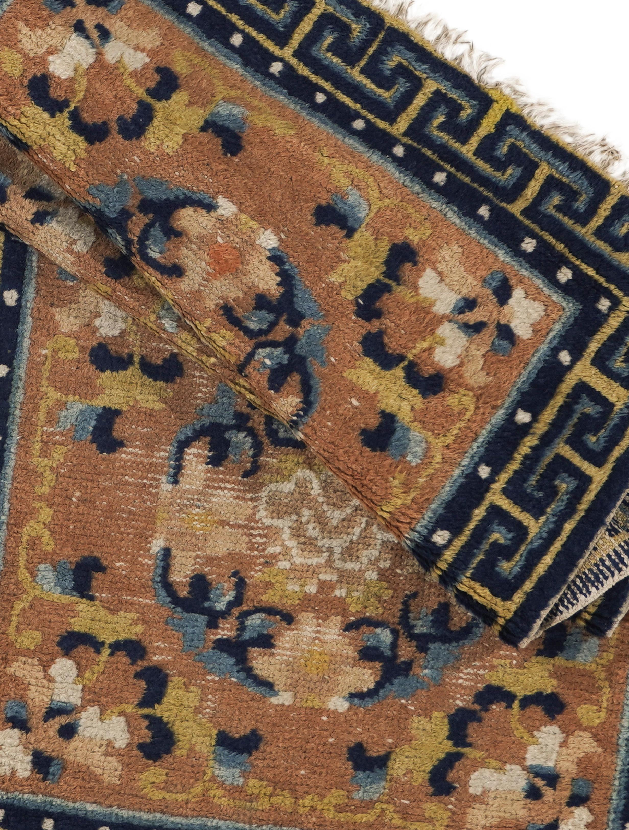 Antico cuscino doppio annodato a mano cinese Ningzia blu del 1880, 2'2 X 4'2 In condizioni buone in vendita a New York, NY