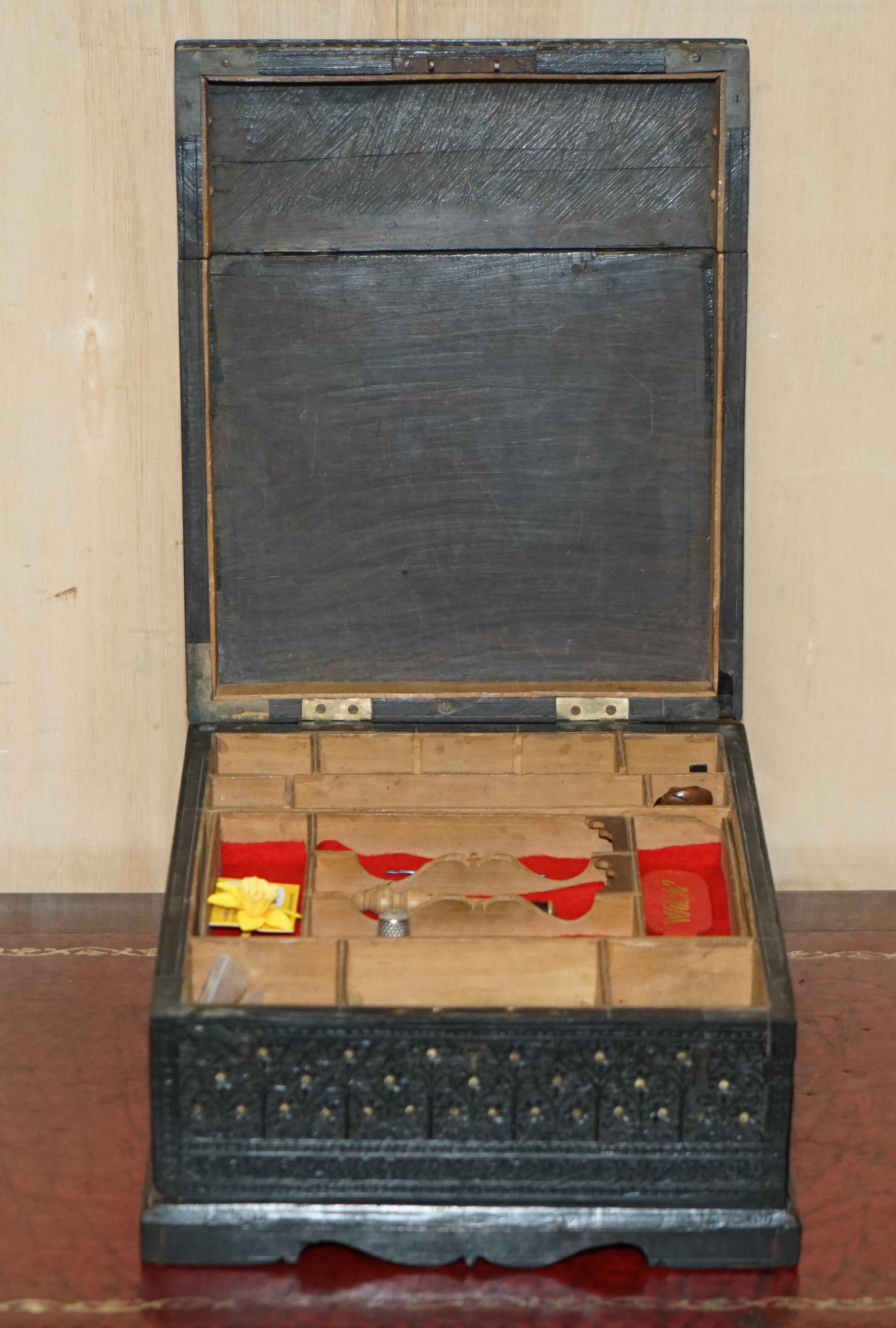 ANTIQUE CiRCA 1880 BURMESE HAND CARVED SEWING BOX WITH THE ORIGINAL CONTENTS For Sale 6