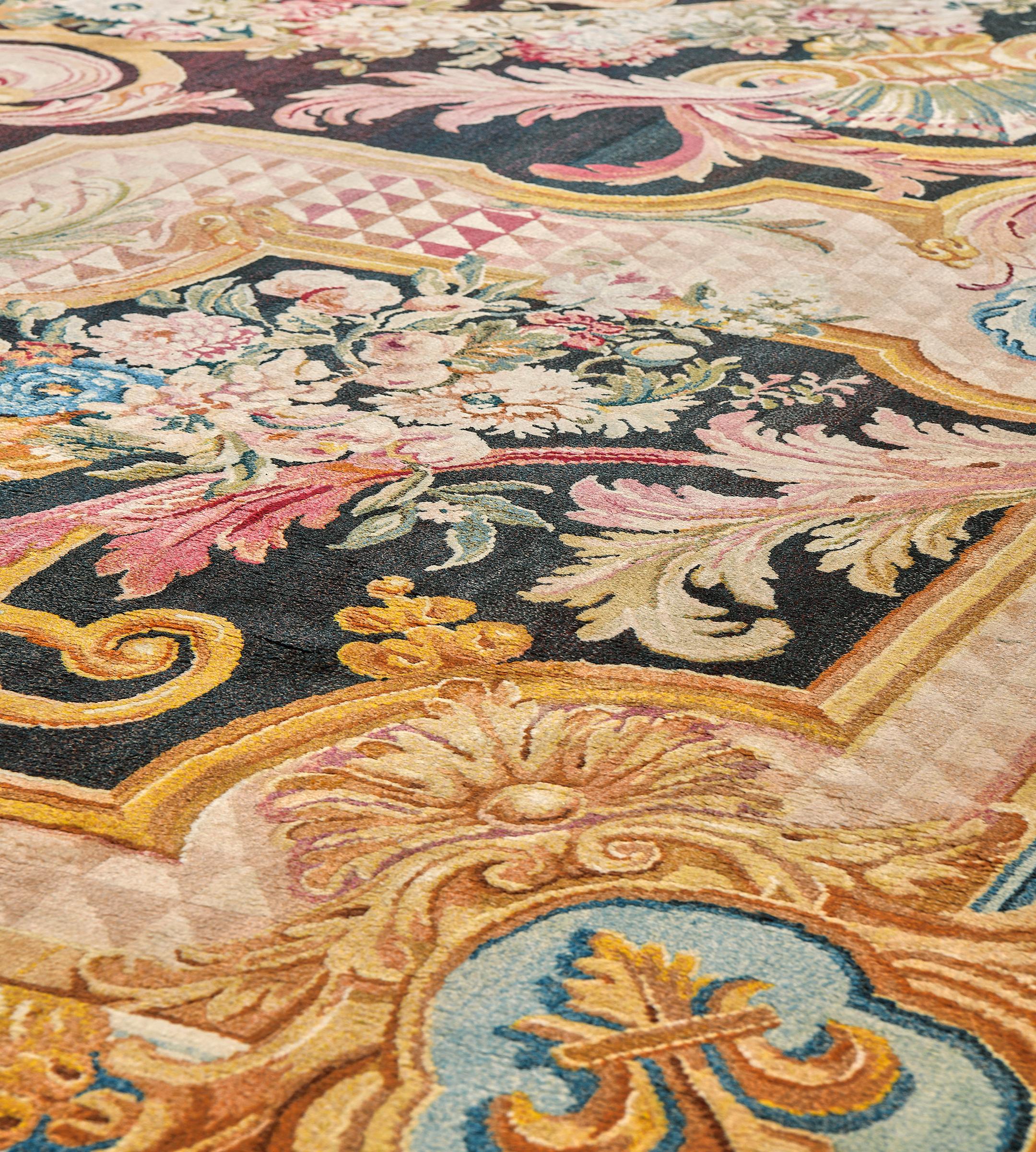 Antique Circa-1880 Charcoal Floral  French Savonnerie Rug For Sale 2