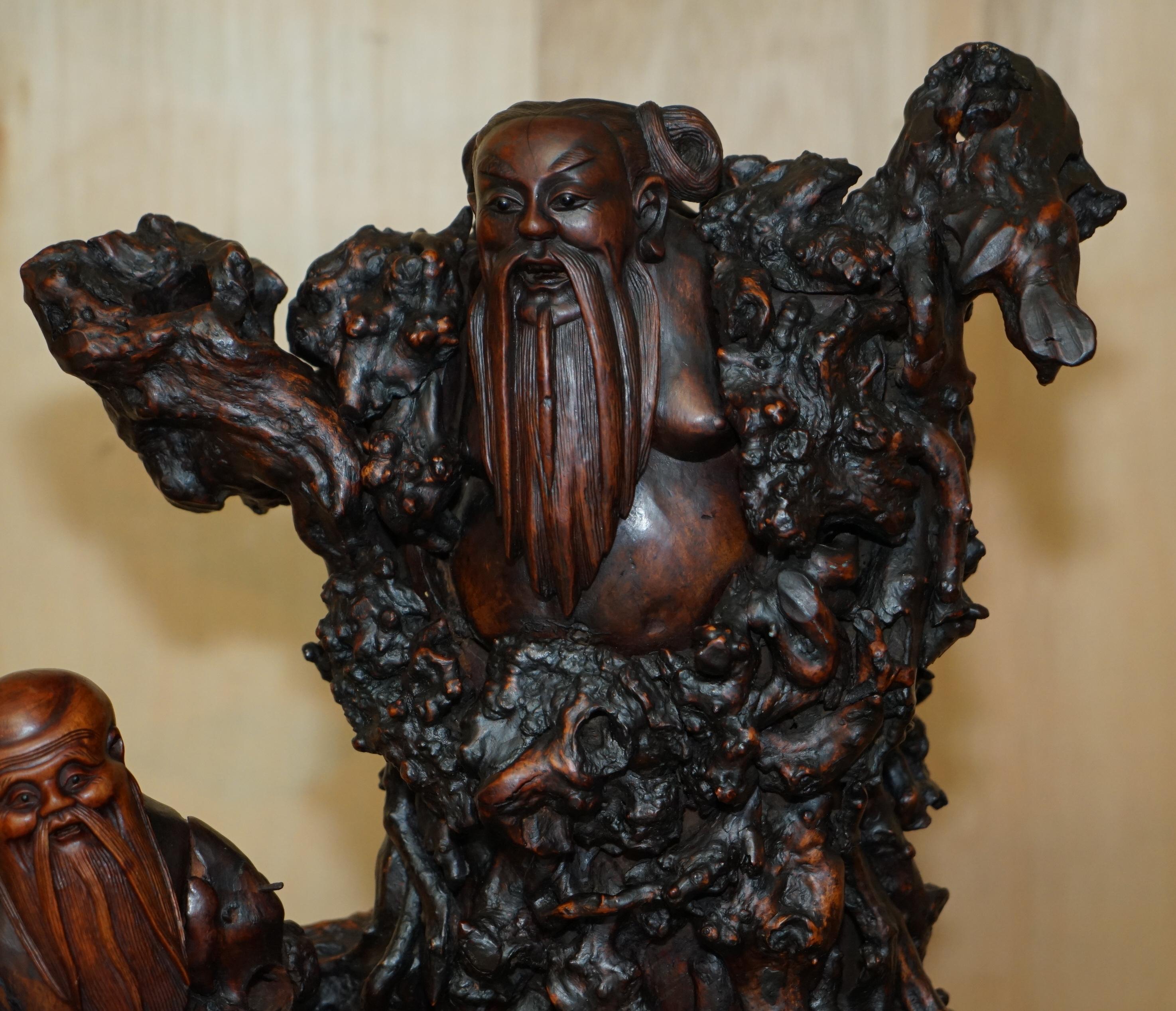 Chinois ANTIQUE CIRCA 1880 CHINESE BURR / BURL ROOT WOOD CARViNGS OF WISEMEN ON PLATFORM (CARAVANE DE SAGES SUR PLATE-FORME) en vente