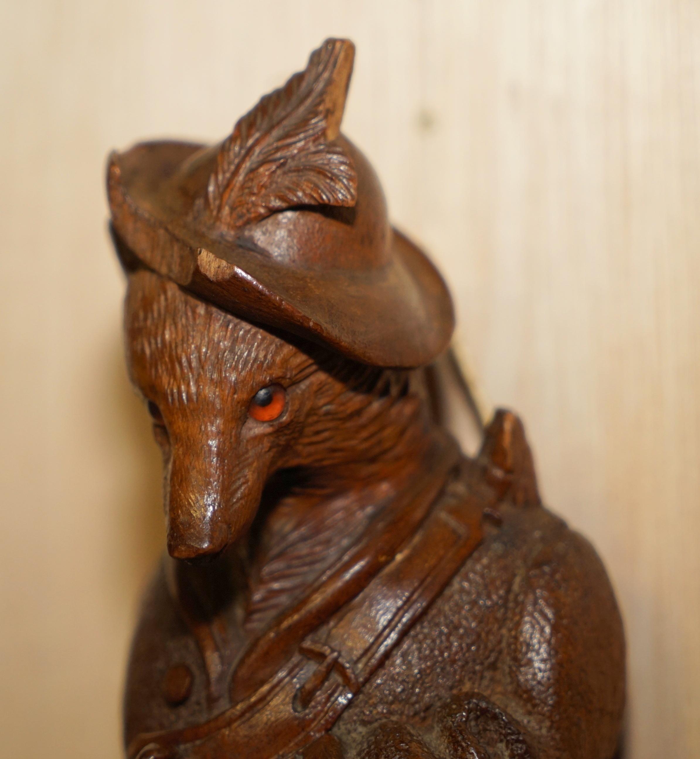 Hand-Carved Antique circa 1880 Collectable Black Forest Hand Carved Fox Whip Hook Glass Eyes For Sale