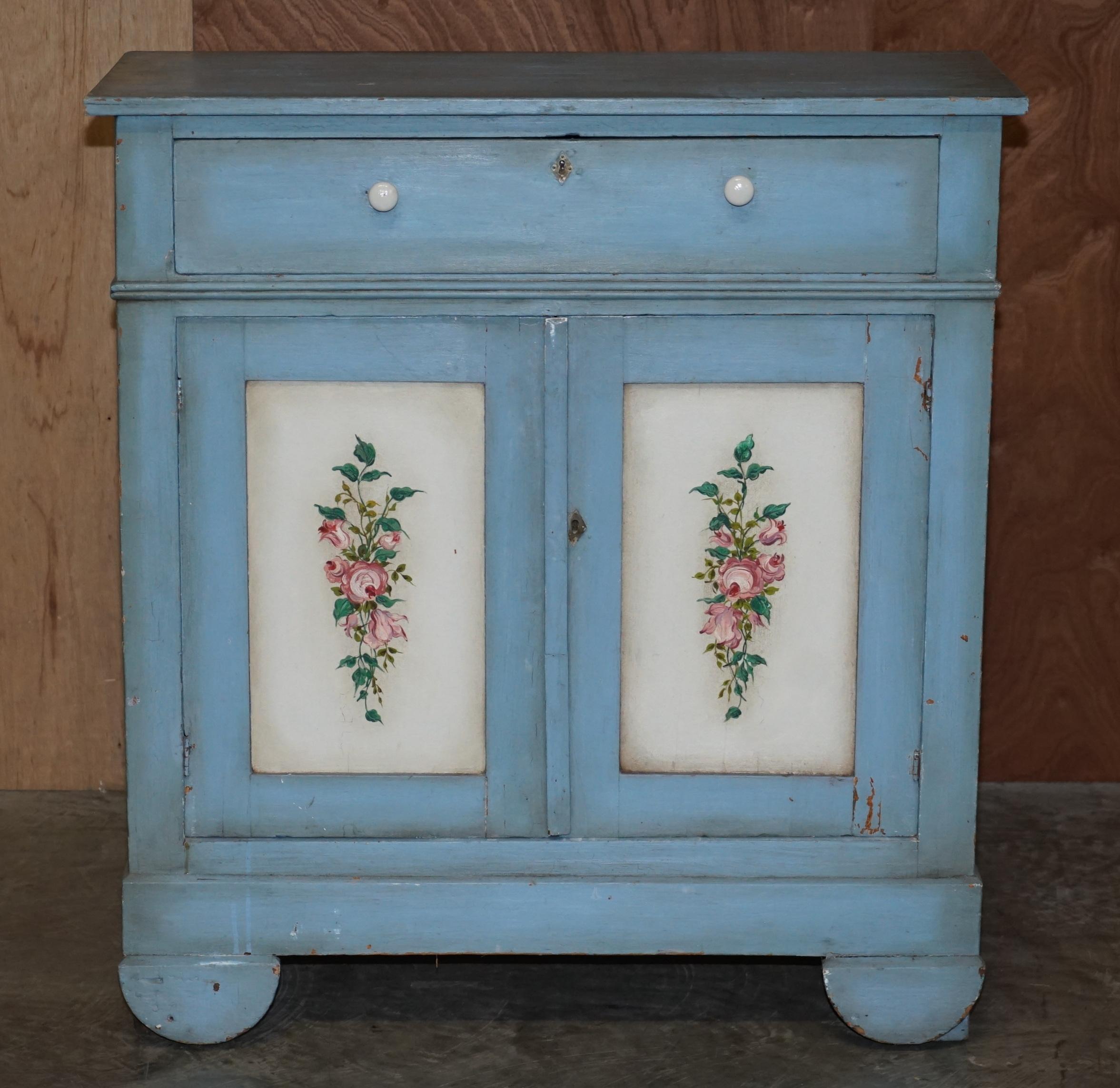 We are delighted to offer this very nice antique, made in France, hand painted duck egg blue, antiqued sideboard or buffet cupboard in pine 

A good looking and well made piece that has nicely aged, I just love the colour, it looks every bit of