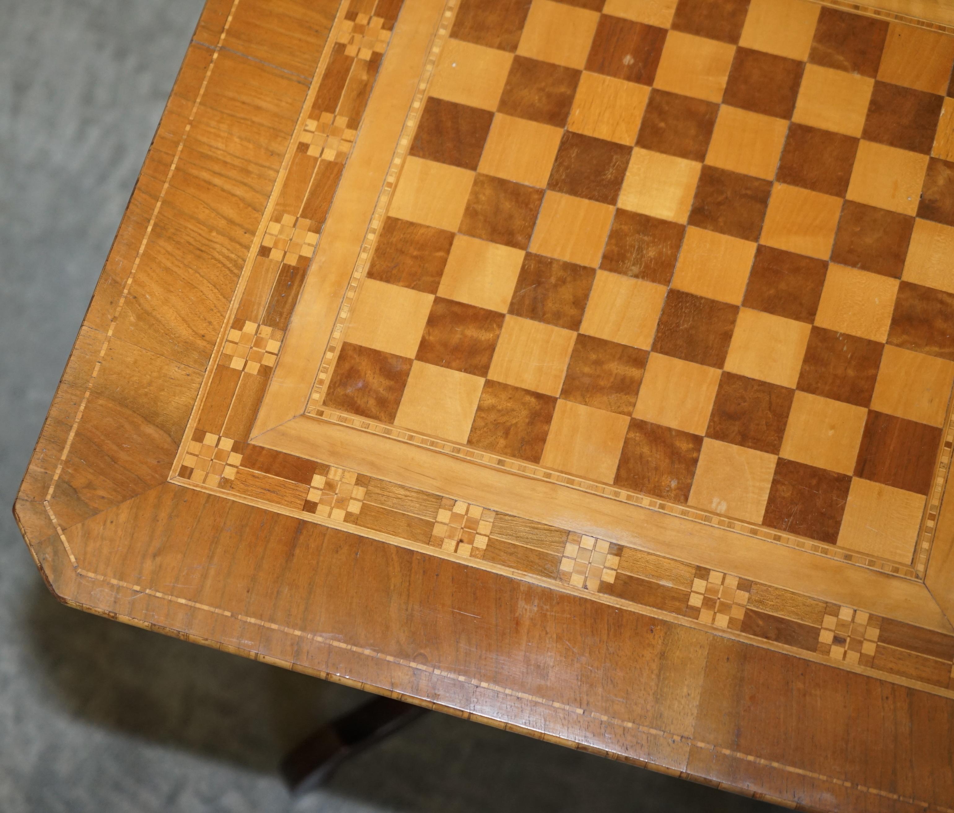 High Victorian Antique circa 1880 Fruitwood, Satinwood & Walnut Chess Board Tripod Table