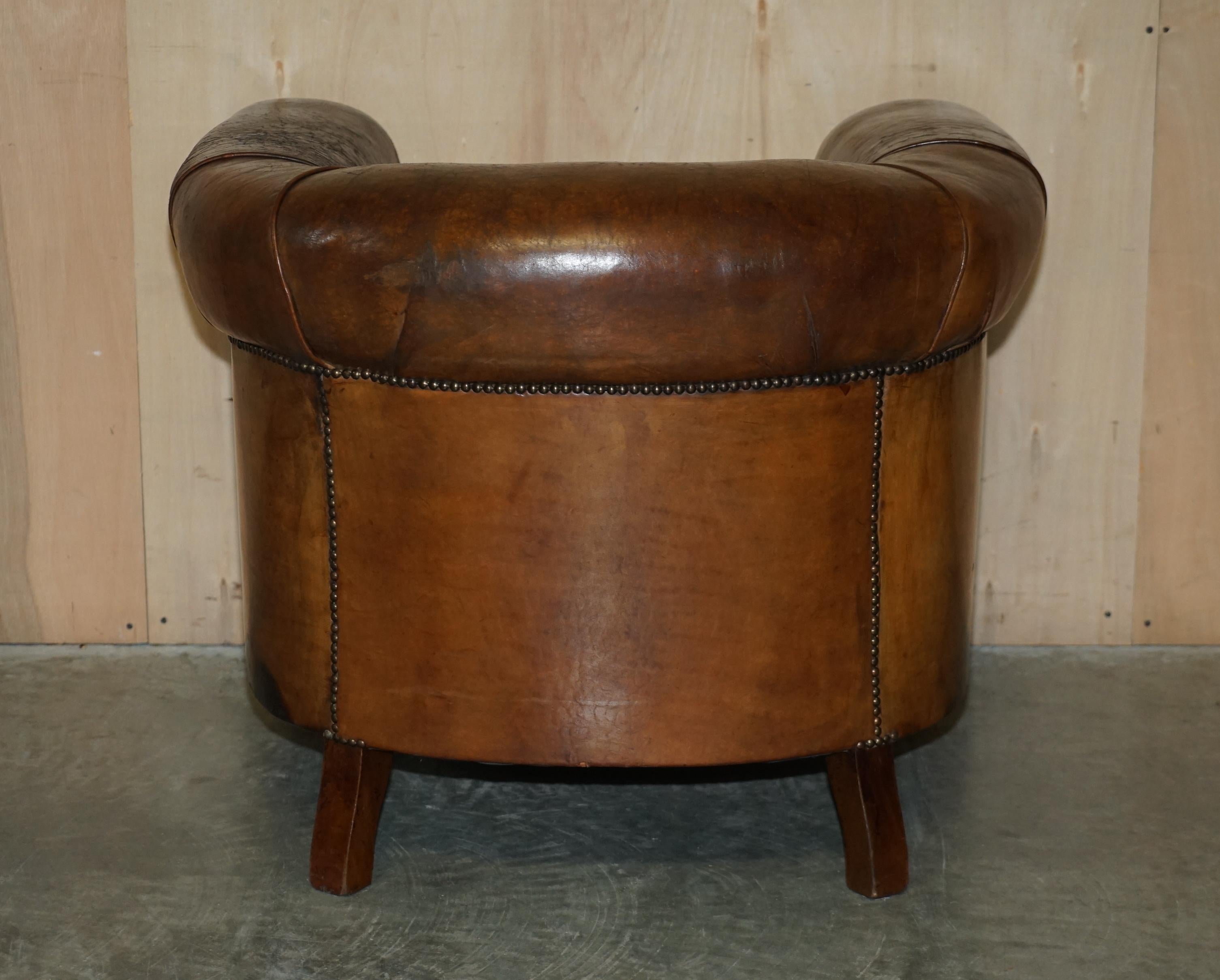 Antique circa 1880 Hand Carved Claw & Ball Feet Brown Leather Club Tub Armchair For Sale 11