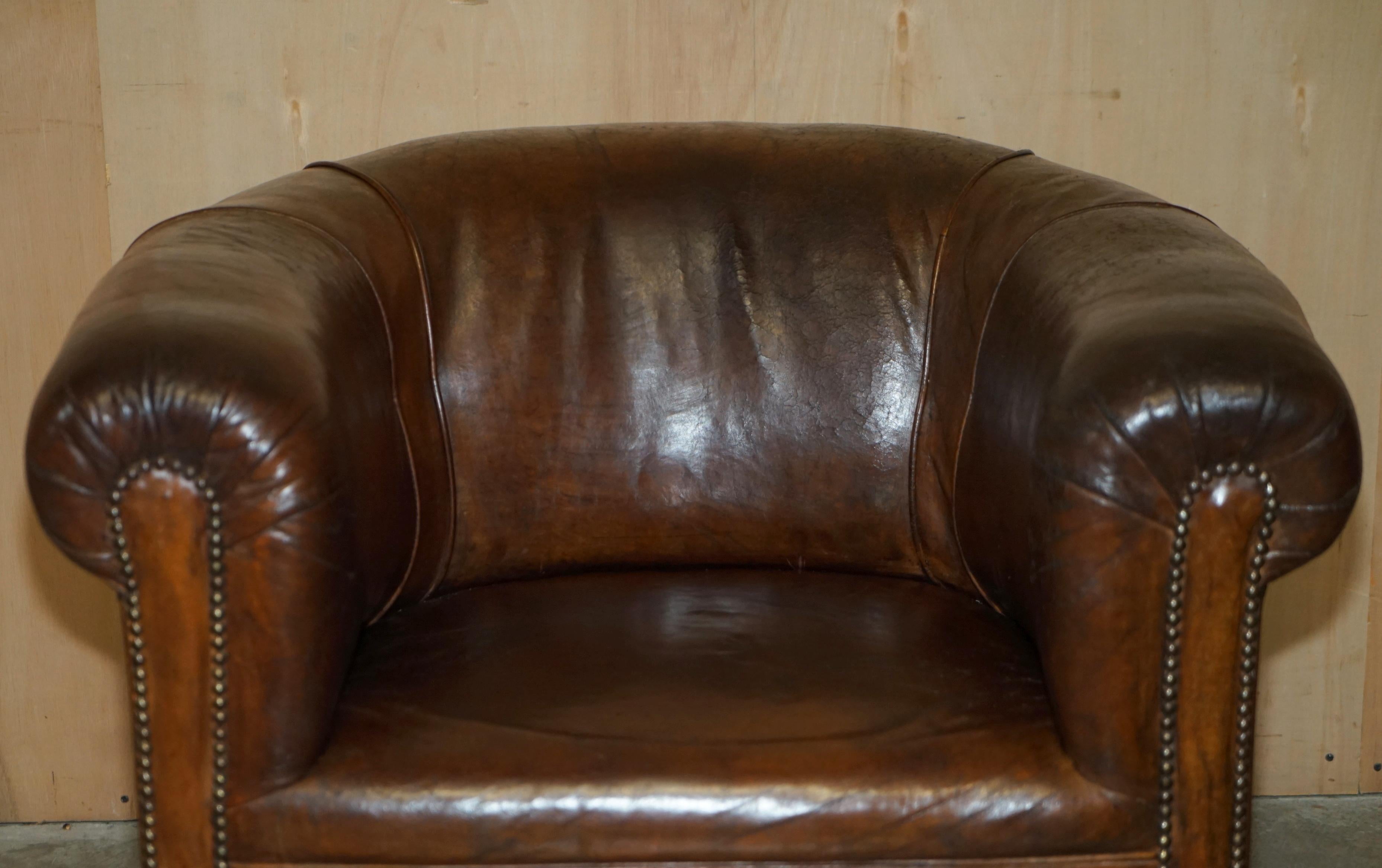 High Victorian Antique circa 1880 Hand Carved Claw & Ball Feet Brown Leather Club Tub Armchair For Sale