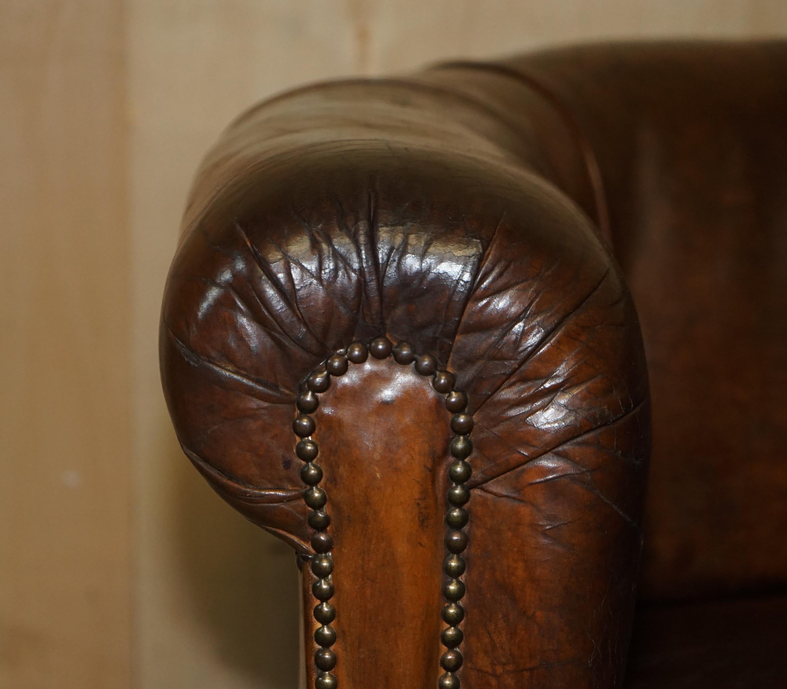 Antique circa 1880 Hand Carved Claw & Ball Feet Brown Leather Club Tub Armchair For Sale 2