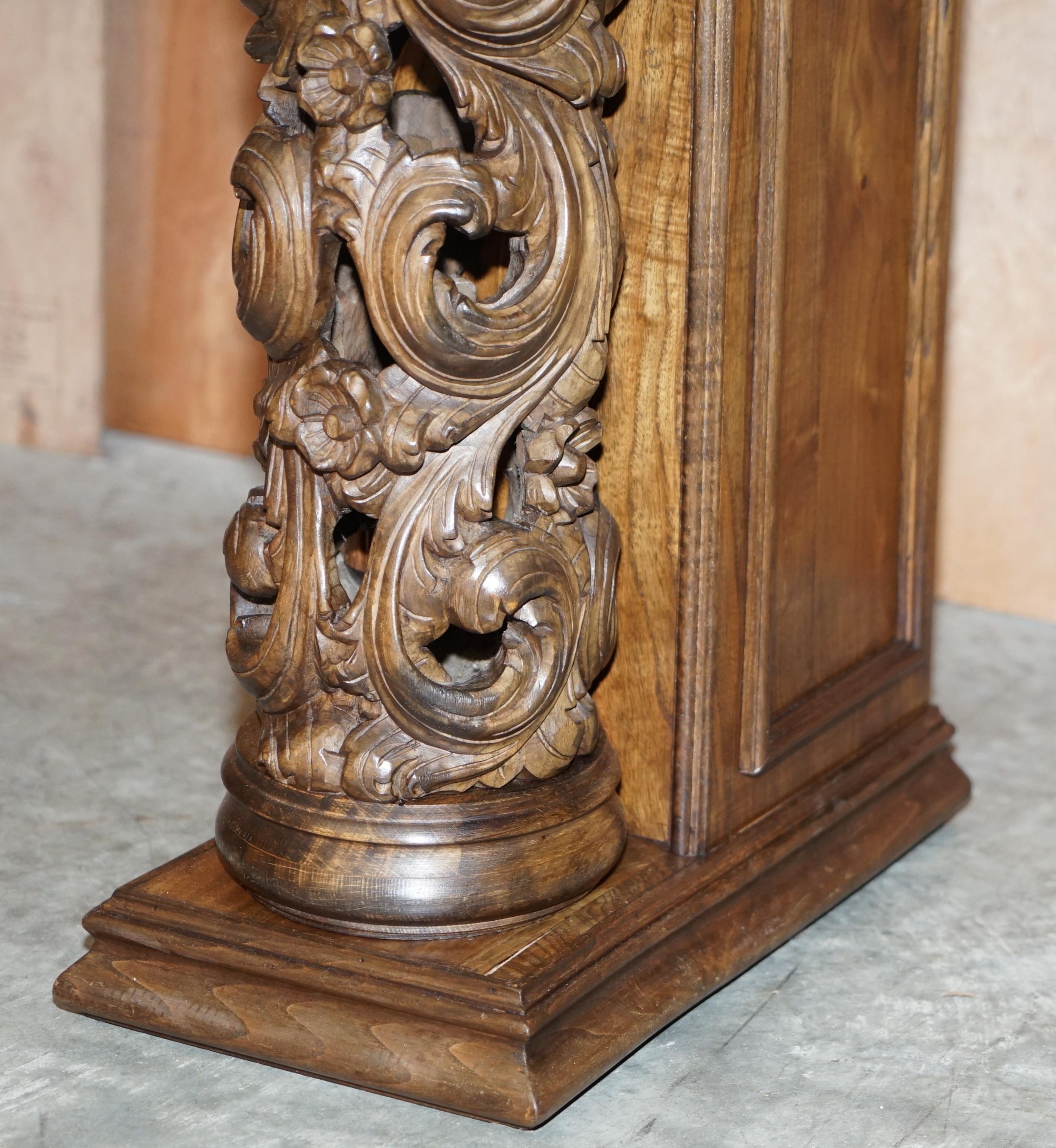 Antique circa 1880 Hand Carved Solid Elm Fireplace Mantlepiece Fretwork Columns For Sale 6